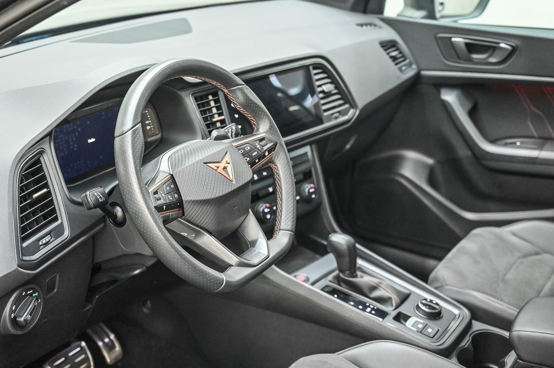 CUPRA Ateca 1.5 TSI DSG-image-17
