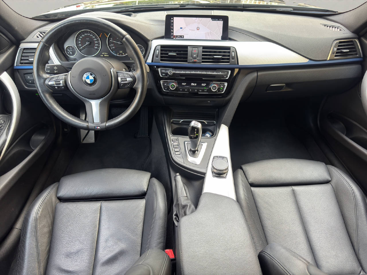 BMW 3er Reihe F31 Touring 320d xDrive-image-16