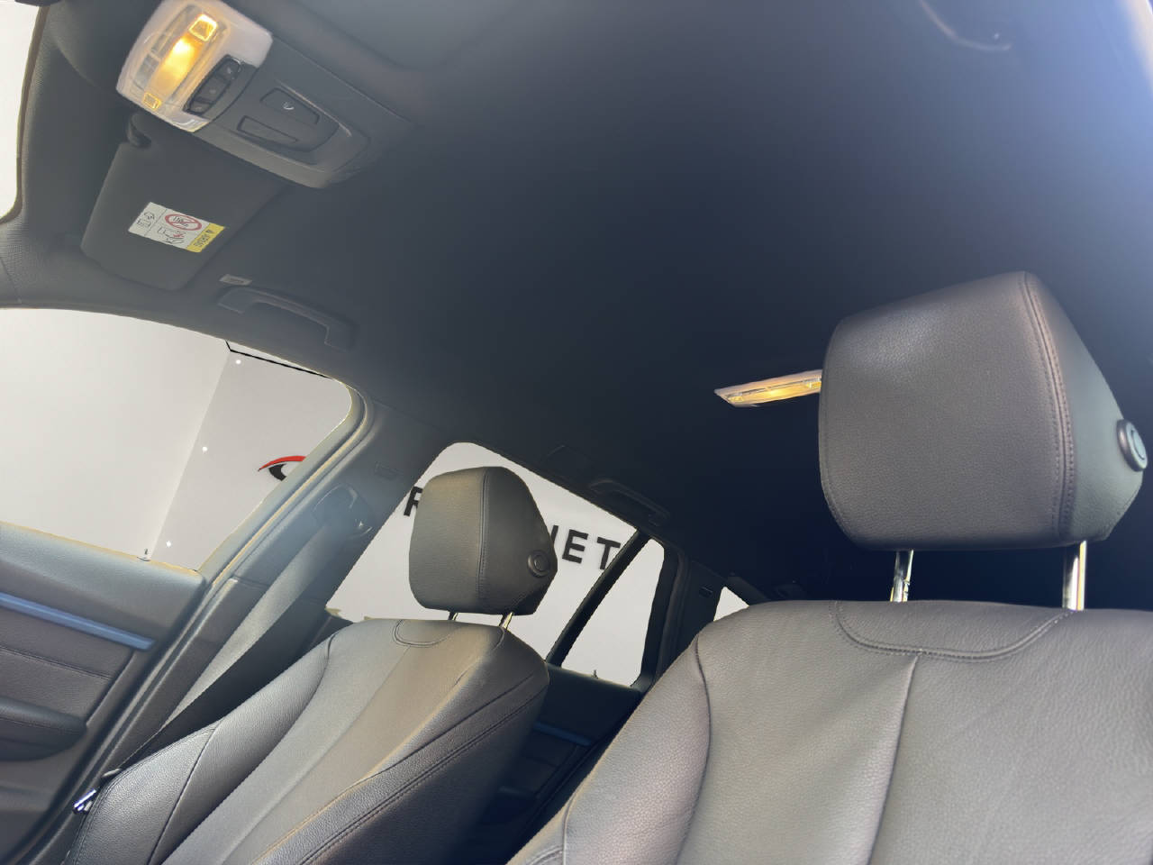 BMW 3er Reihe F31 Touring 320d xDrive-image-9