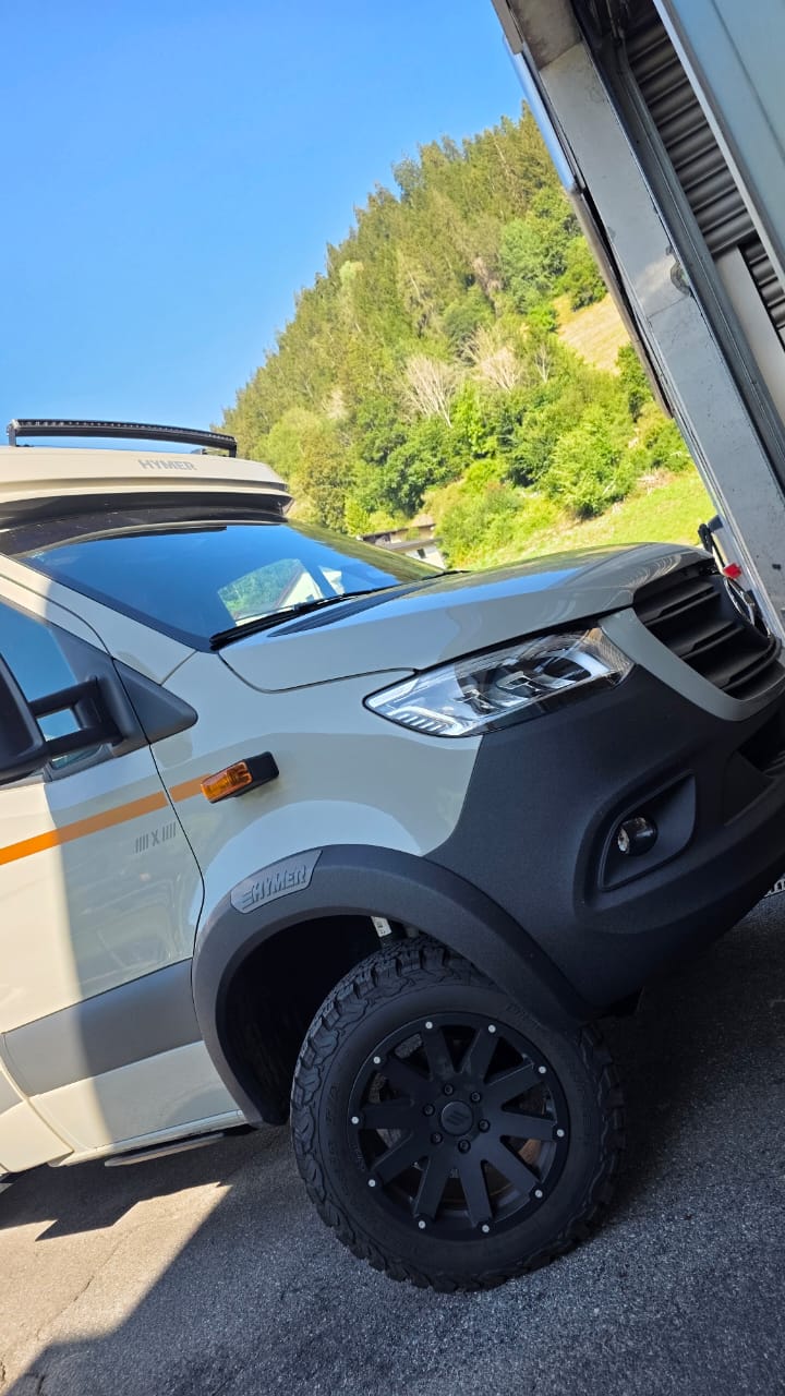 HYMER MLT 580 4x4 Cross Trail-image-1