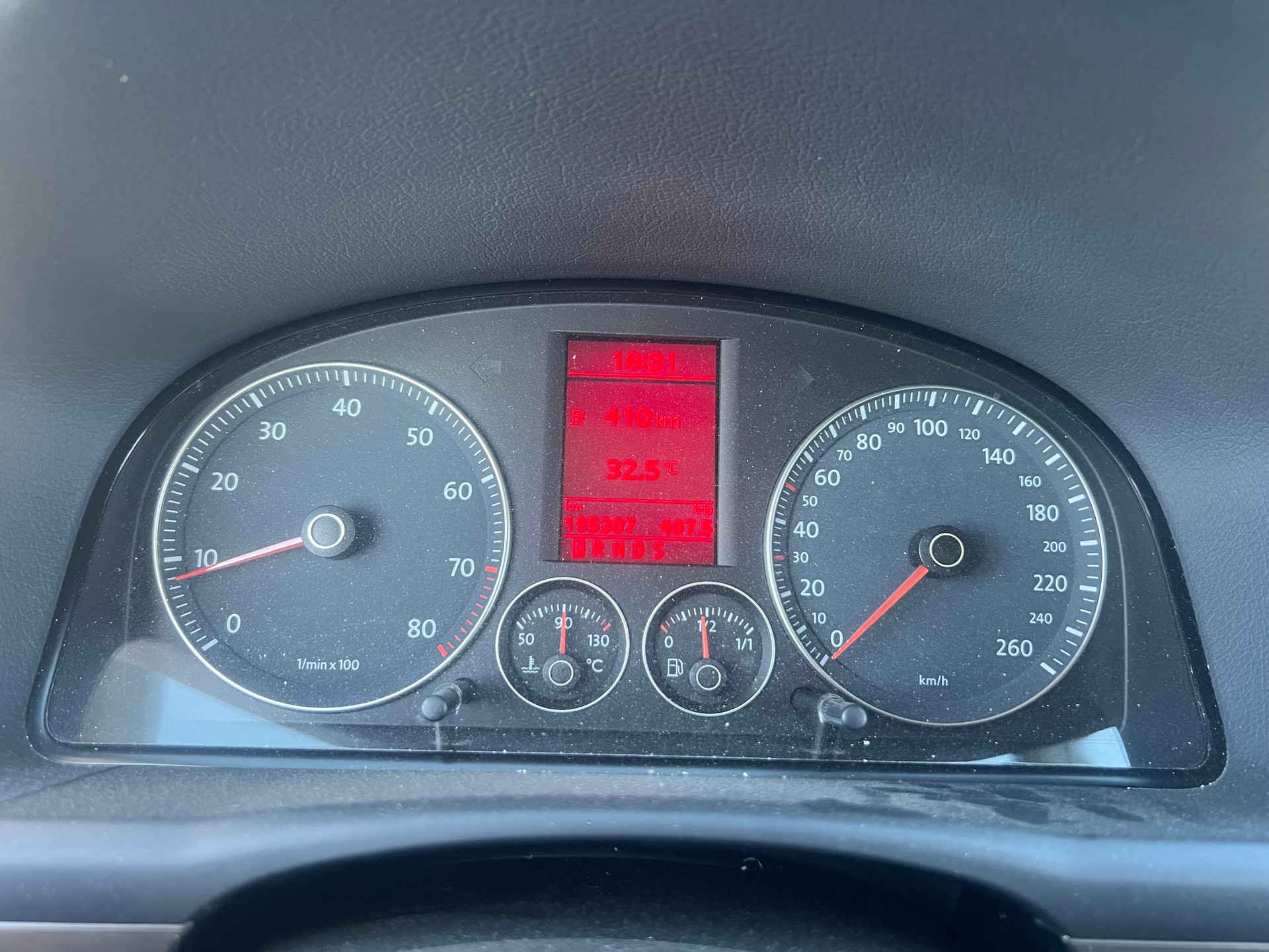 VW CrossTouran 1.4 TSI DSG-image-12