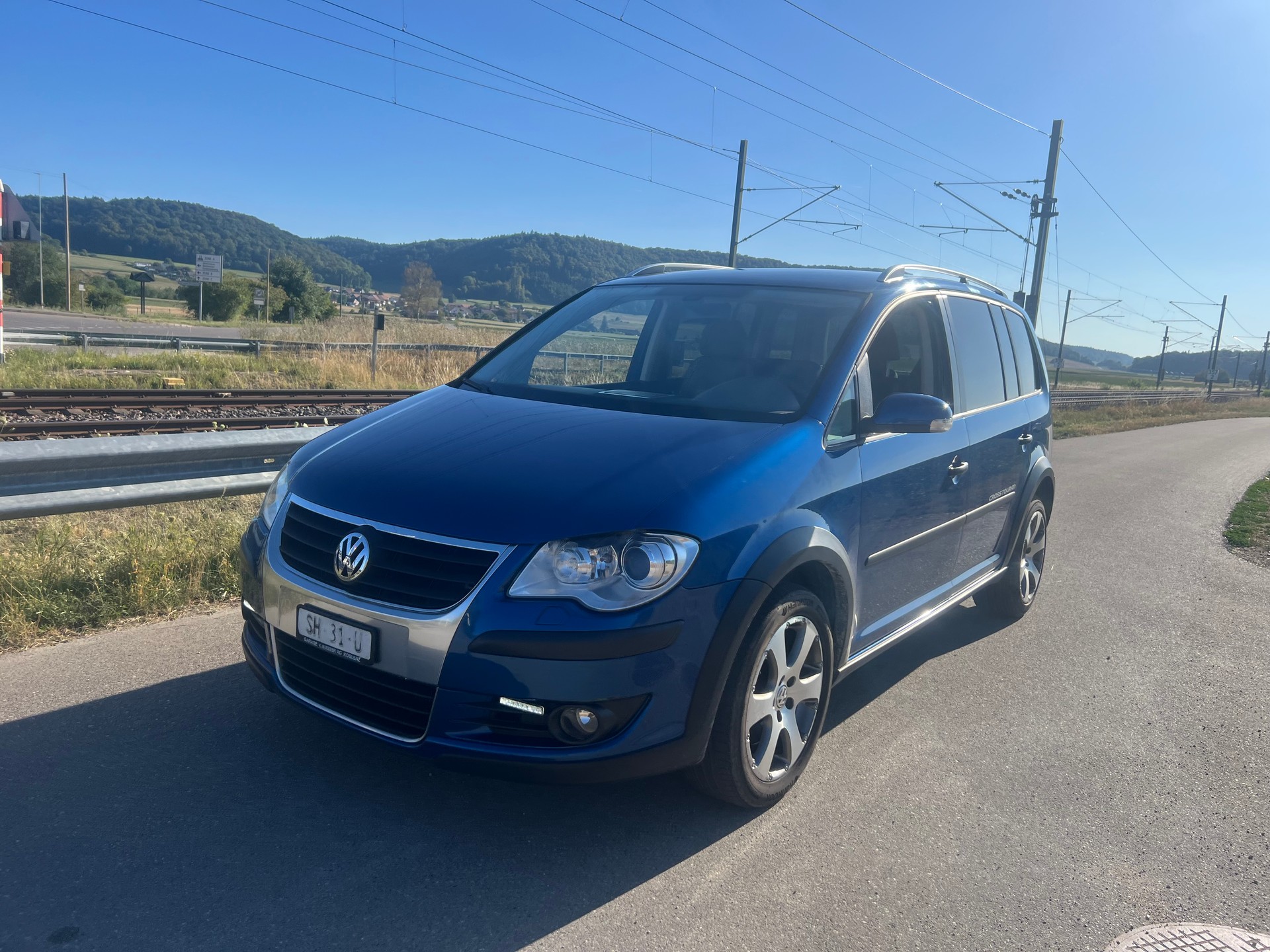 VW CrossTouran 1.4 TSI DSG-image-2