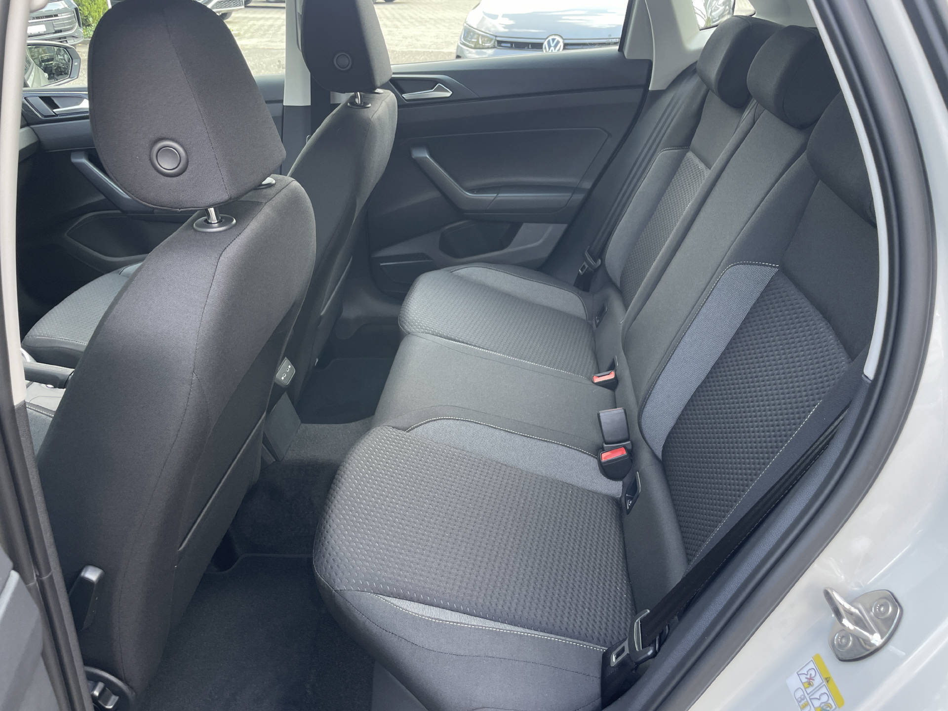 VW Polo 1.0 TSI Life DSG-image-9