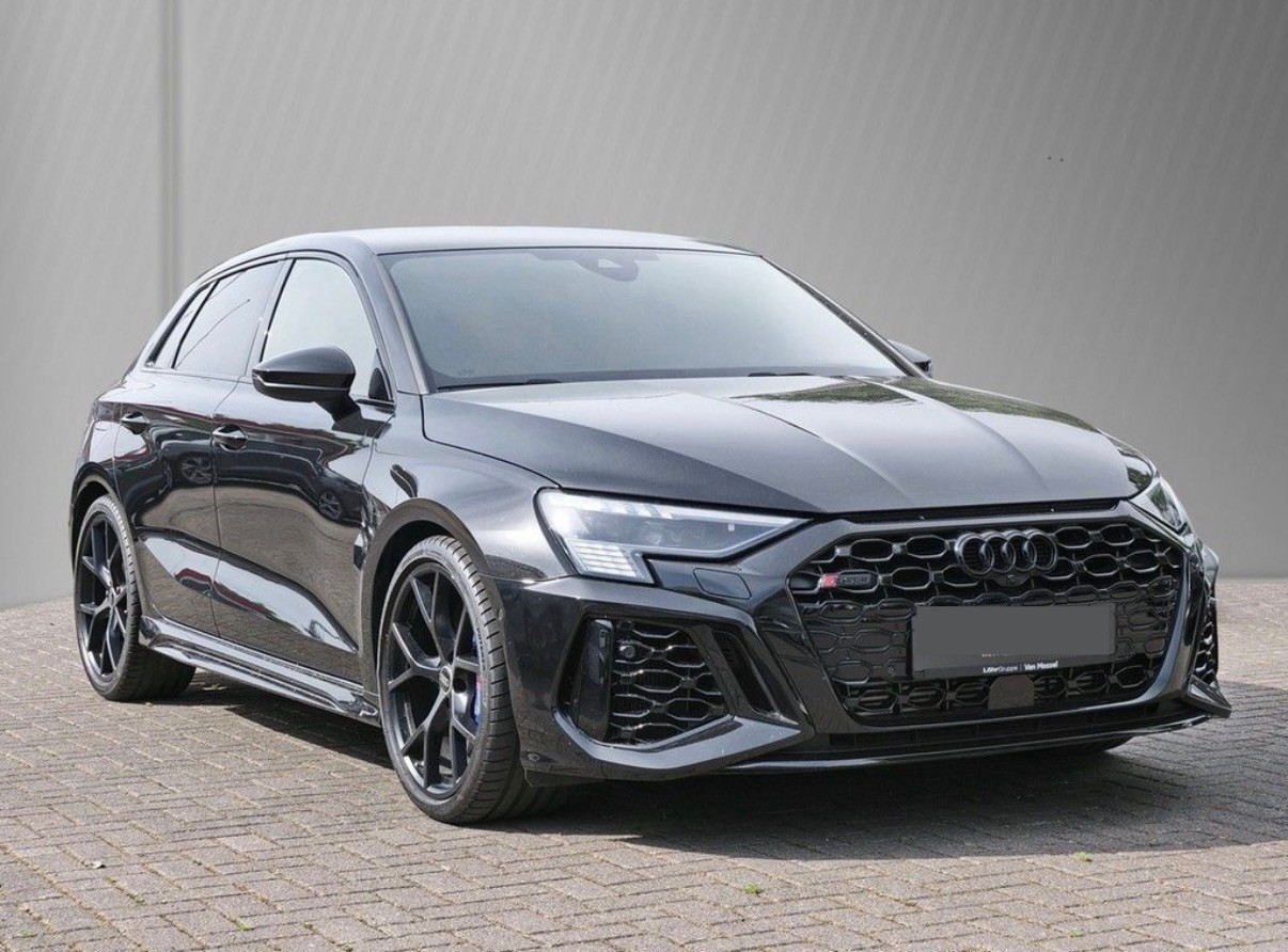 AUDI RS3 Sportback 2.5 TSI quattro S-tronic-image-1