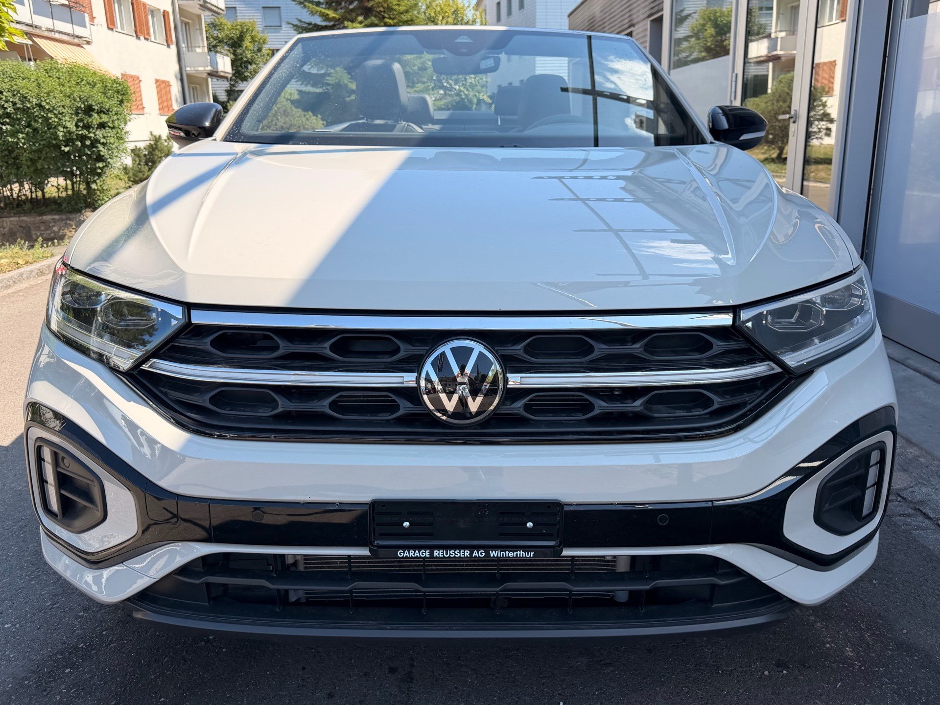 VW T-Roc CABRIOLET 1.5 TSI 150PS R-LINE *** KARMANN EDITION & 5 JAHRE VW WERKSGARANTIE ***-image-1