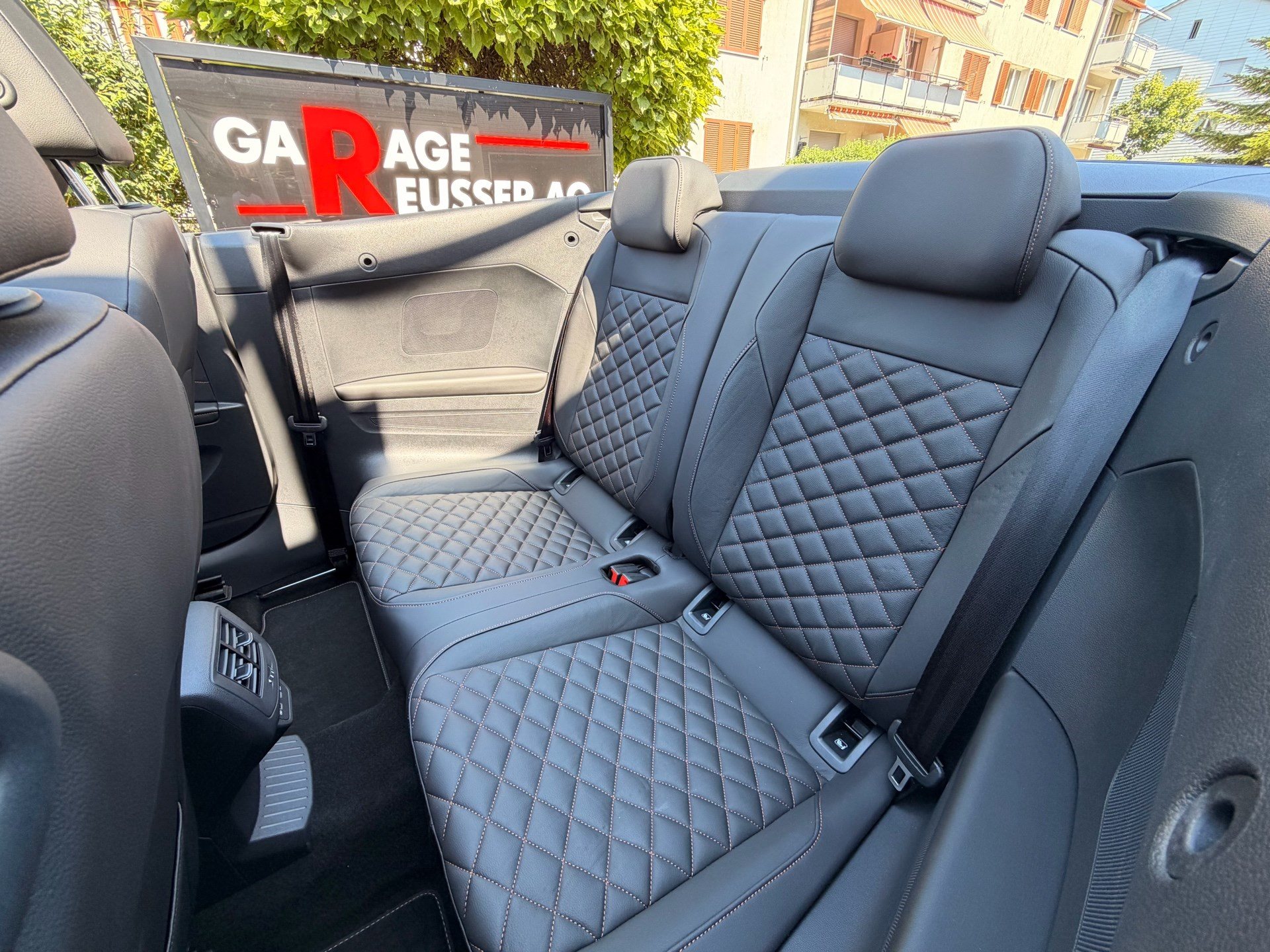 VW T-Roc CABRIOLET 1.5 TSI 150PS R-LINE *** KARMANN EDITION & 5 JAHRE VW WERKSGARANTIE ***-image-27
