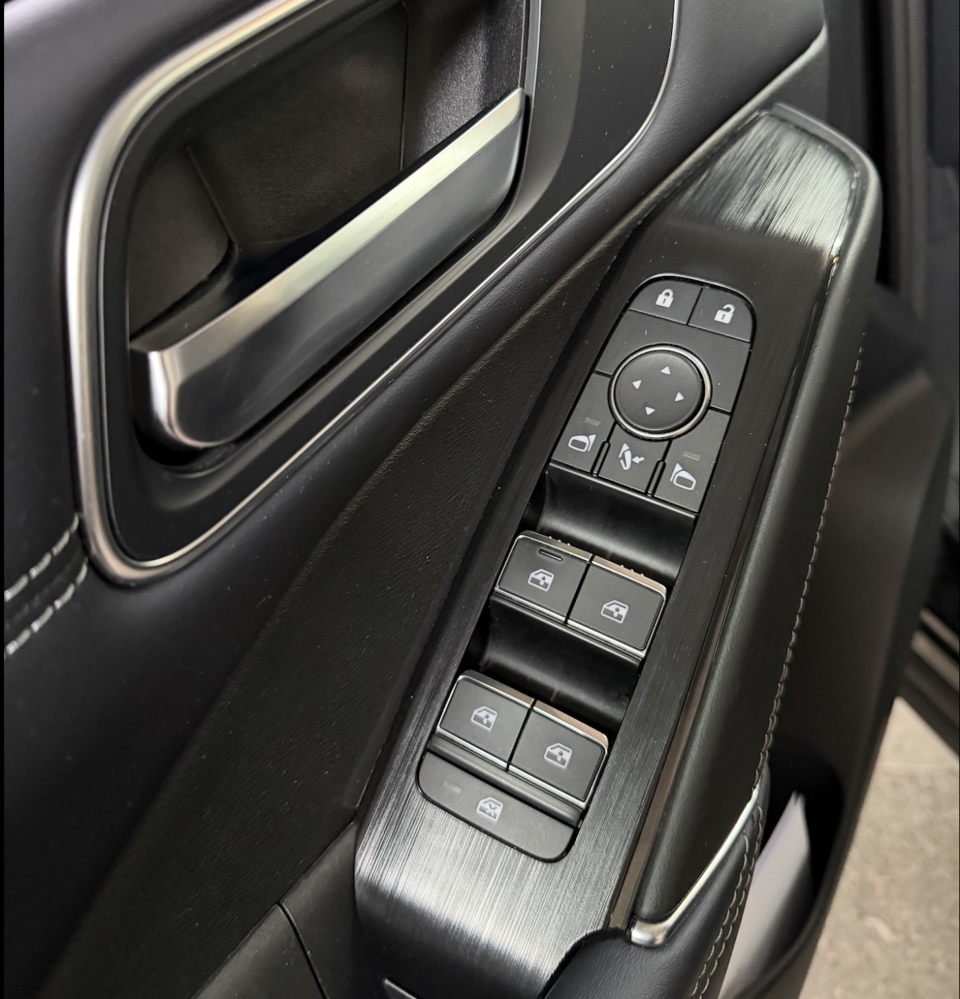 NISSAN Qashqai 1.5 VC-T e-Power Tekna-image-8