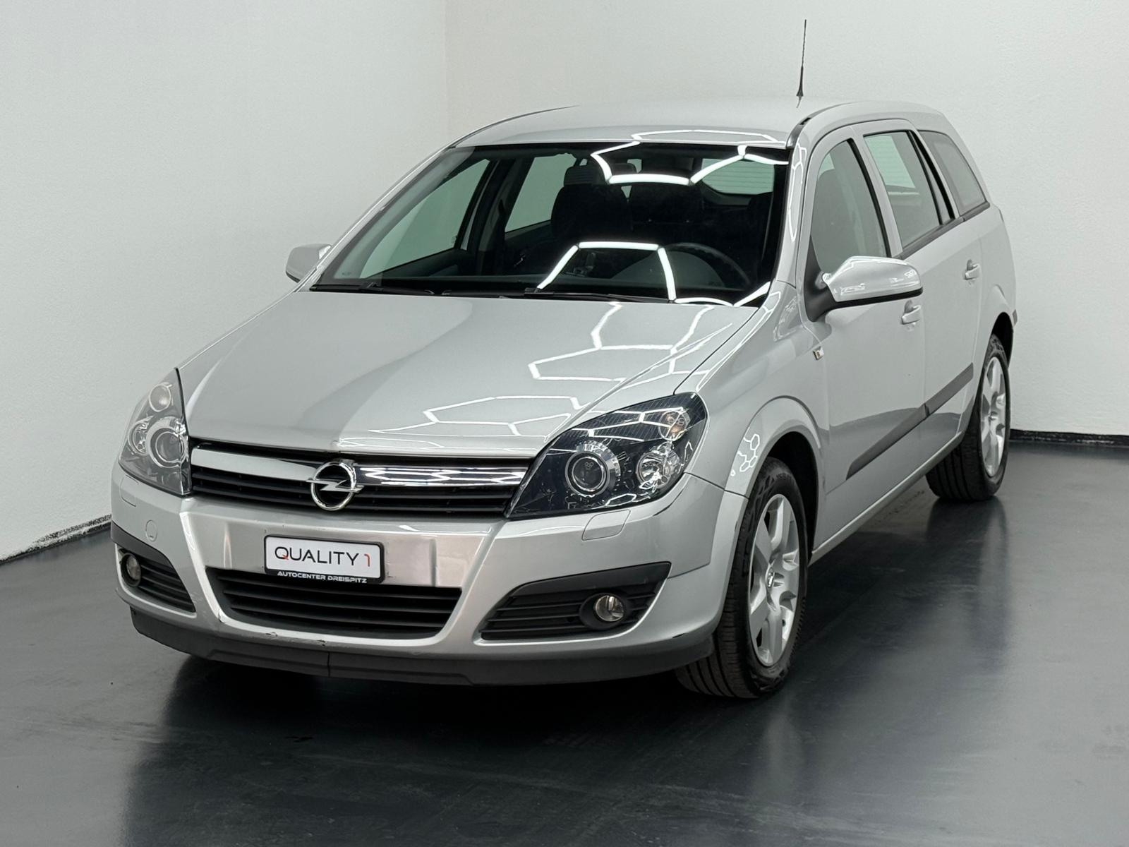 OPEL Astra Caravan 1.8i 16V Silverline-image-0
