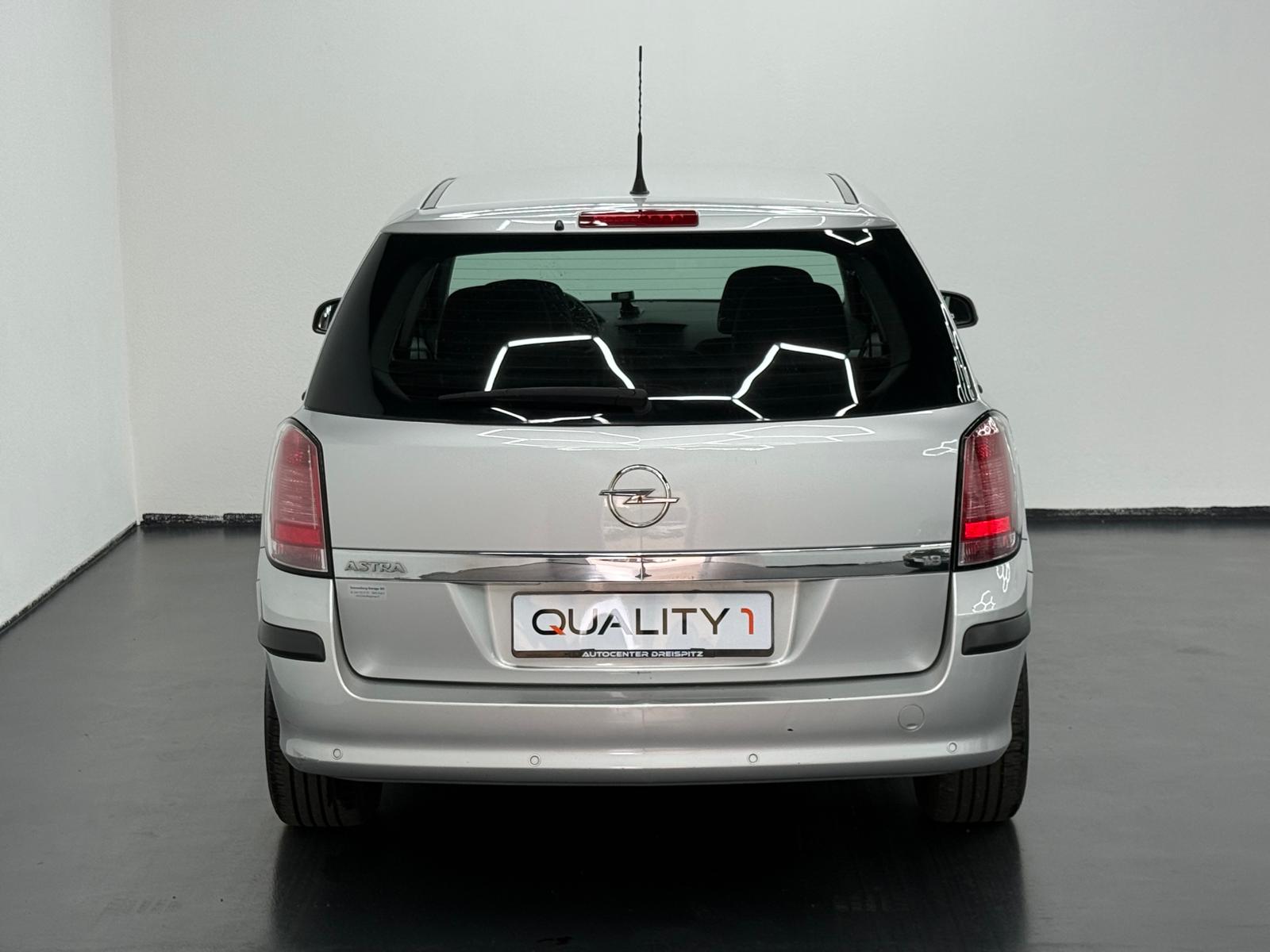 OPEL Astra Caravan 1.8i 16V Silverline-image-5