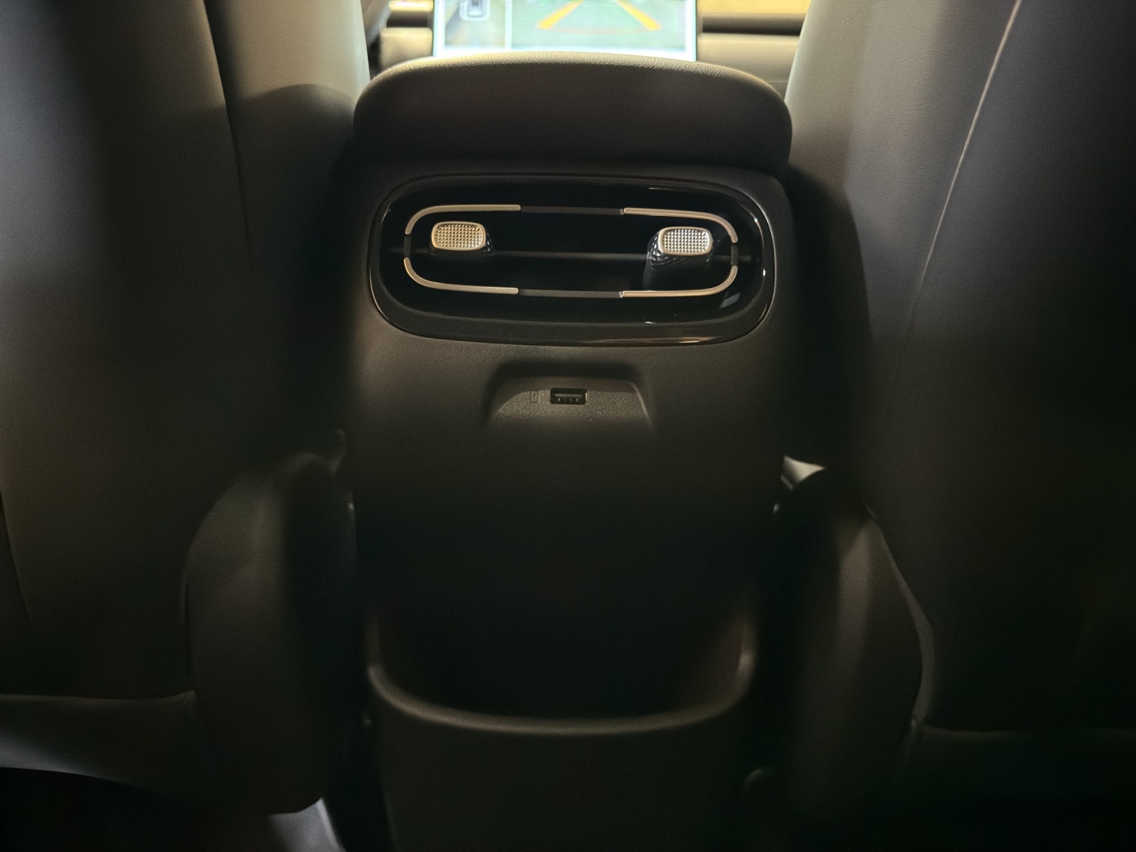 GAC AION UT-image-17