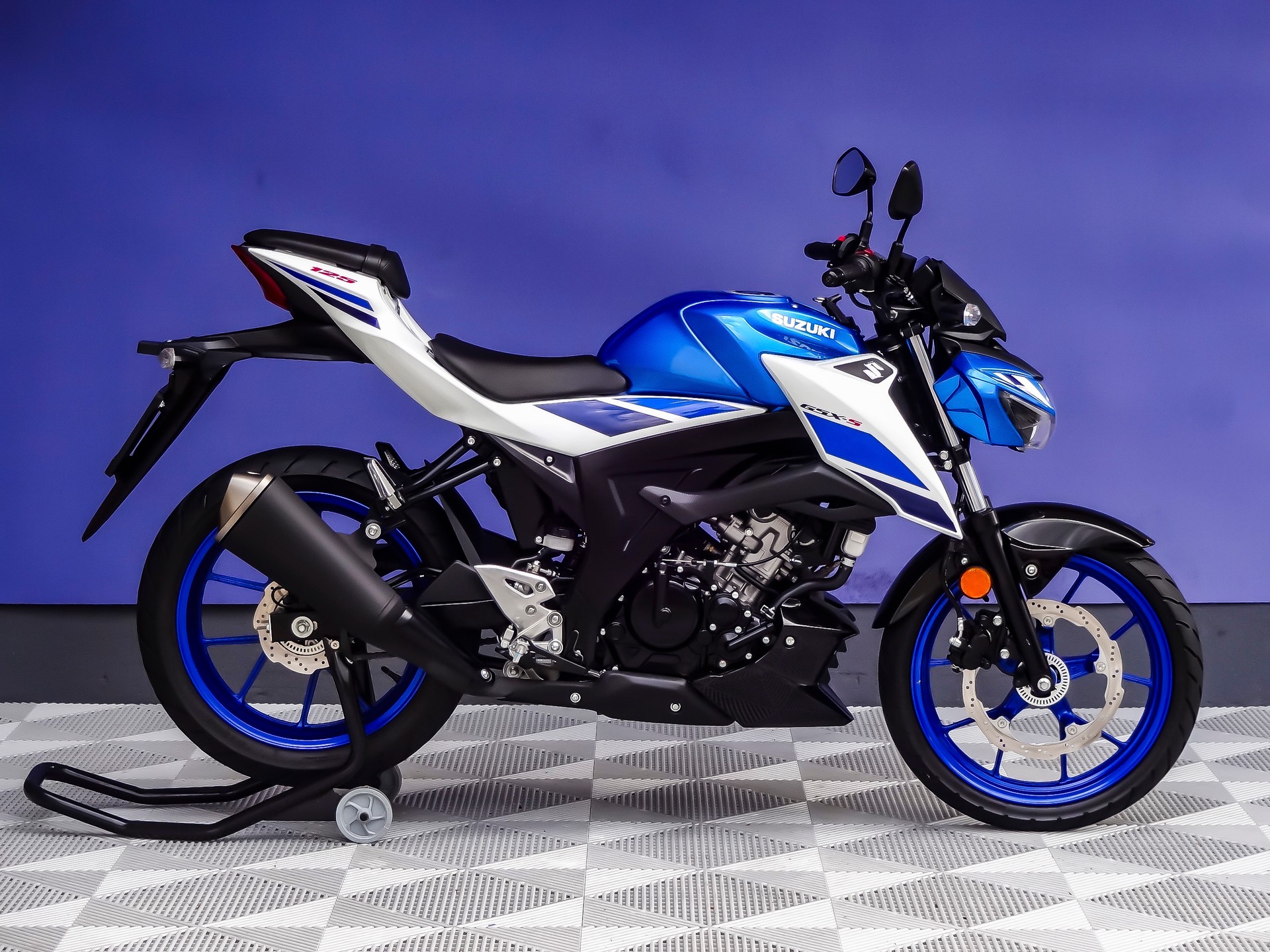 SUZUKI GSX-S 125