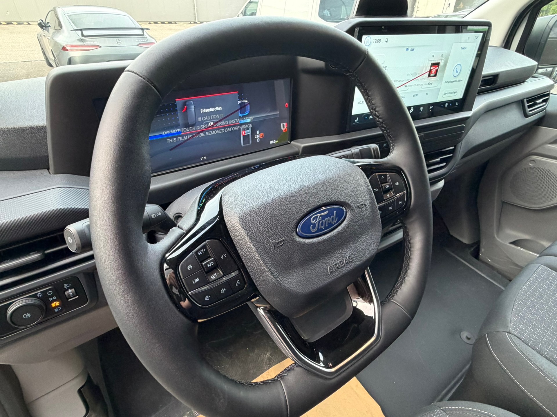 FORD Transit Custom Van 320 L1H1 83kWh Trend-image-13