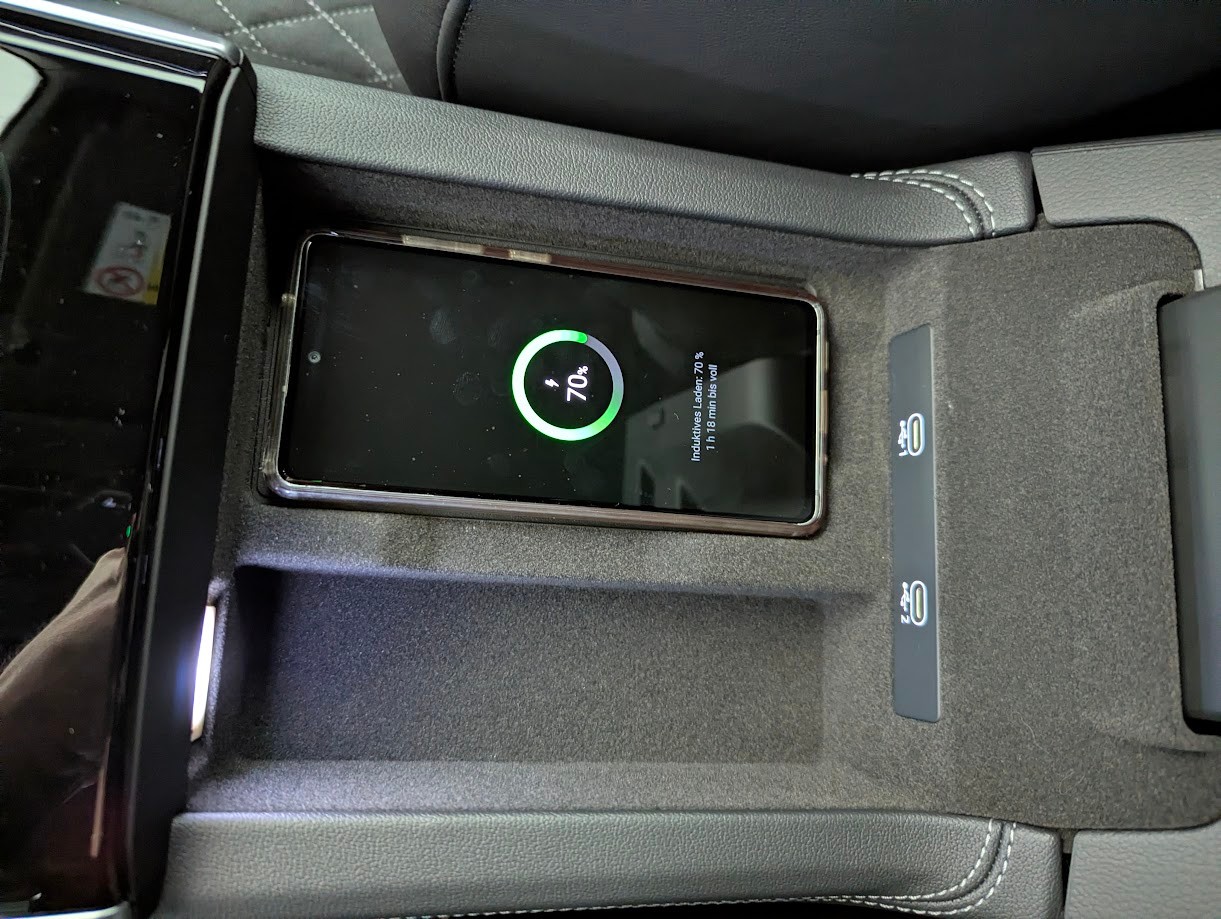 AUDI S6 Avant 3.0 V6 TDI quattro T-Tronic*5J GAR ALL-BLACK ASSISTS LUFTFEDERUNG 360CAM B&O MATRIX 21 UVM*-image-24