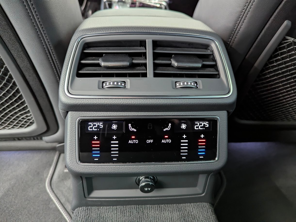 AUDI S6 Avant 3.0 V6 TDI quattro T-Tronic*5J GAR ALL-BLACK ASSISTS LUFTFEDERUNG 360CAM B&O MATRIX 21 UVM*-image-27