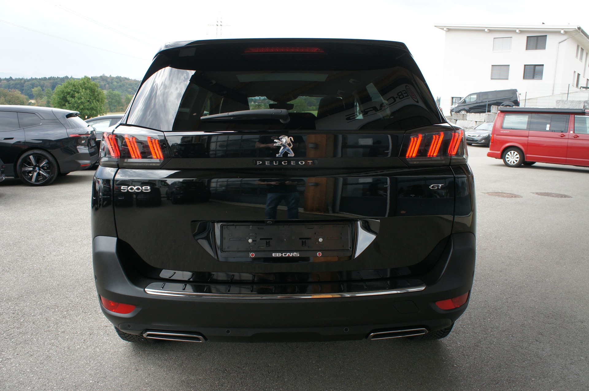 PEUGEOT 5008 1.5 BlueHDi GT EAT8-image-3