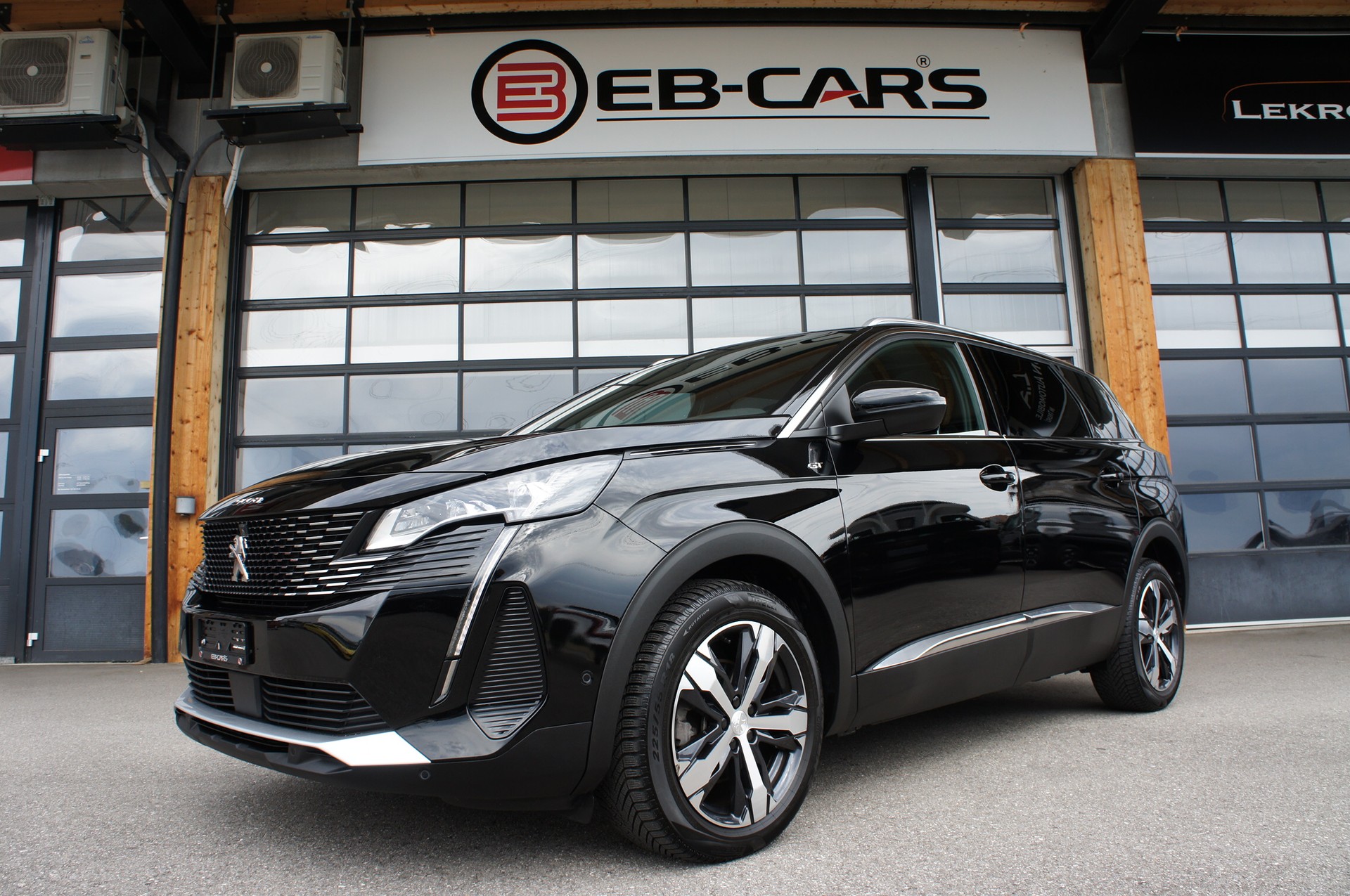 PEUGEOT 5008 1.5 BlueHDi GT EAT8-image-0