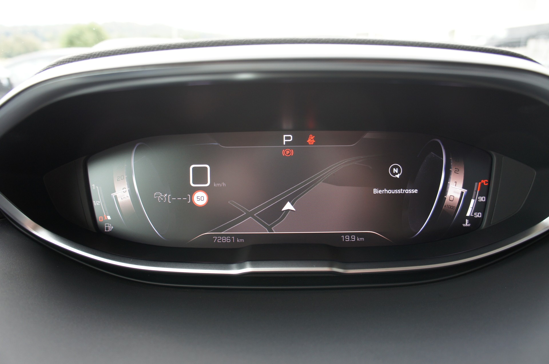 PEUGEOT 5008 1.5 BlueHDi GT EAT8-image-23