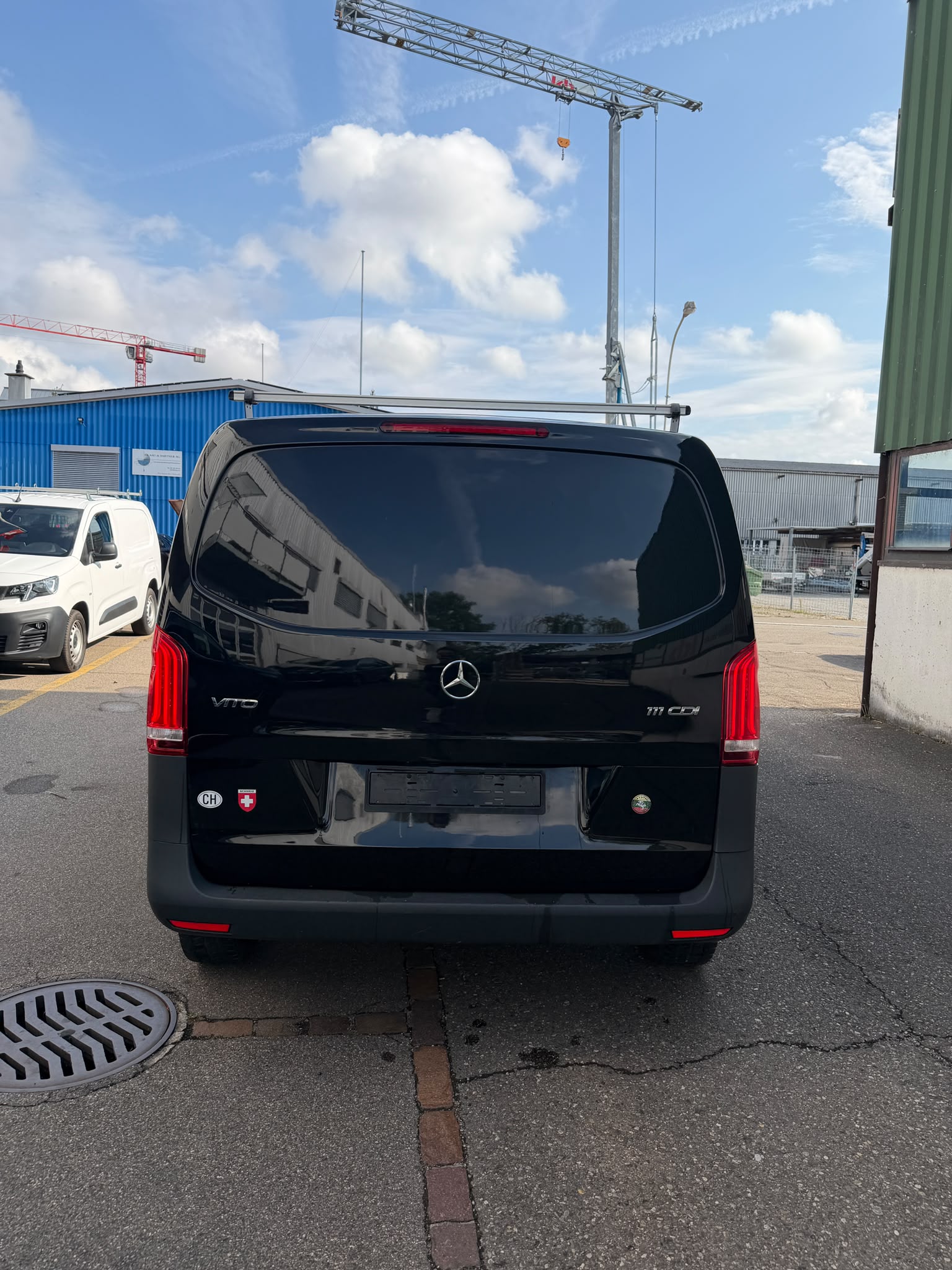 MERCEDES-BENZ Vito 111 CDI Euro 5 Seitenschaden-image-5