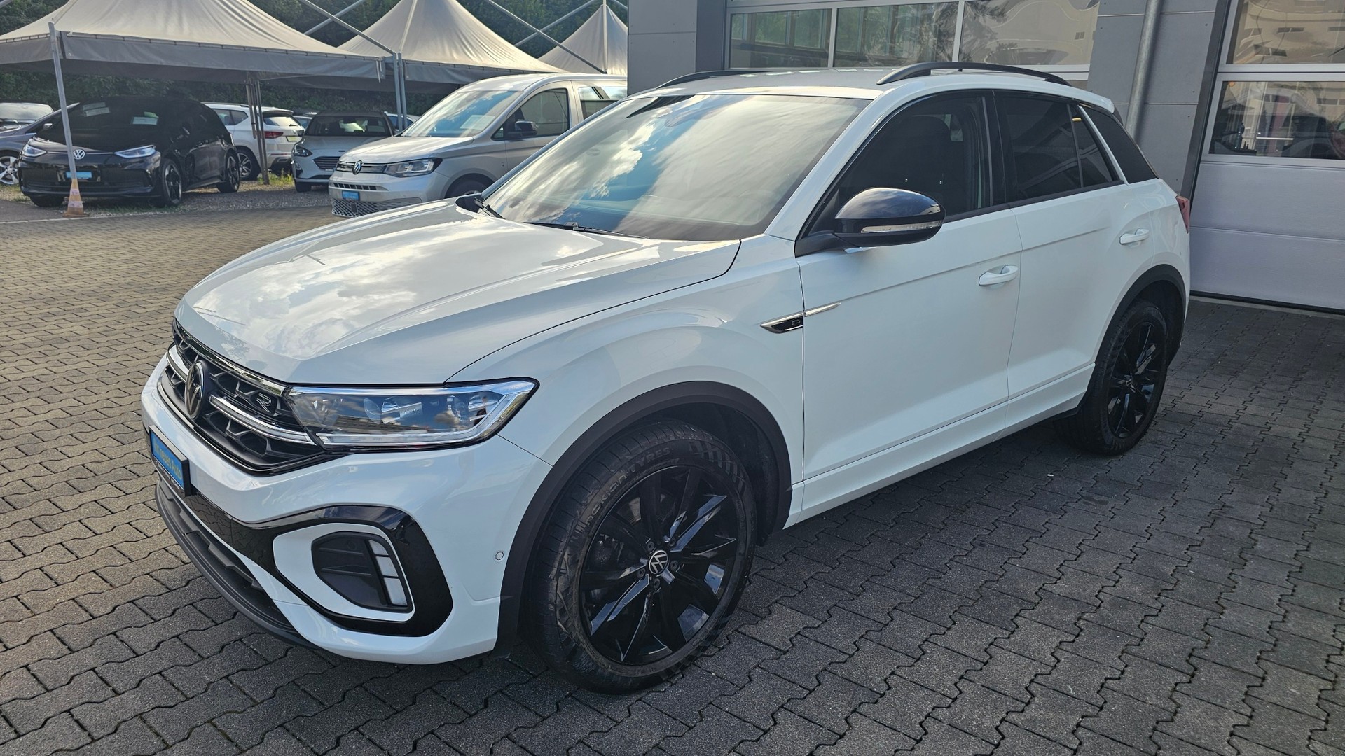 VW T-Roc 2.0 TSI R-Line DSG 4Motion-image-15