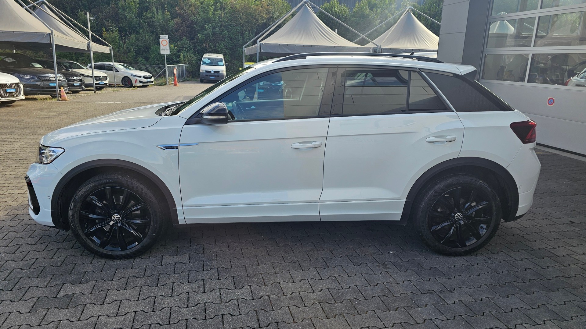 VW T-Roc 2.0 TSI R-Line DSG 4Motion-image-13
