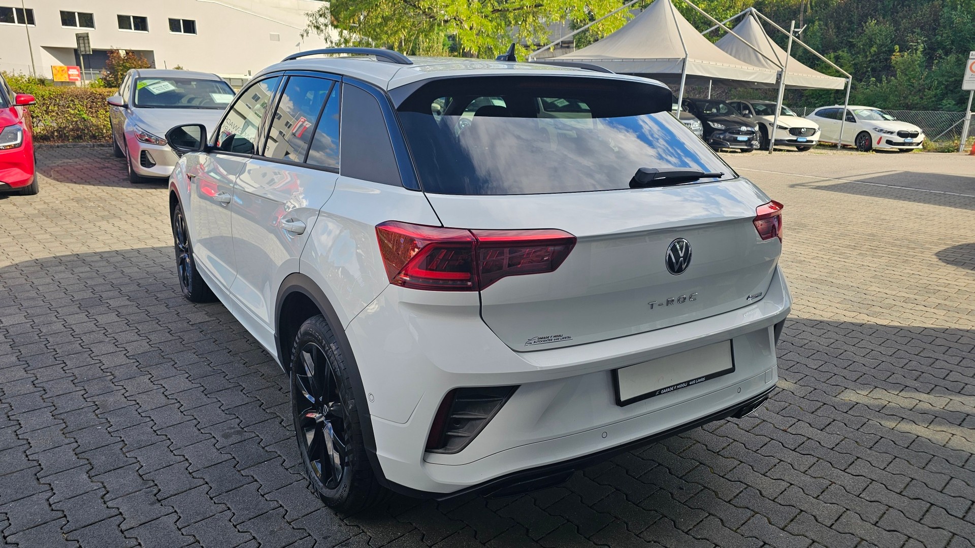 VW T-Roc 2.0 TSI R-Line DSG 4Motion-image-9