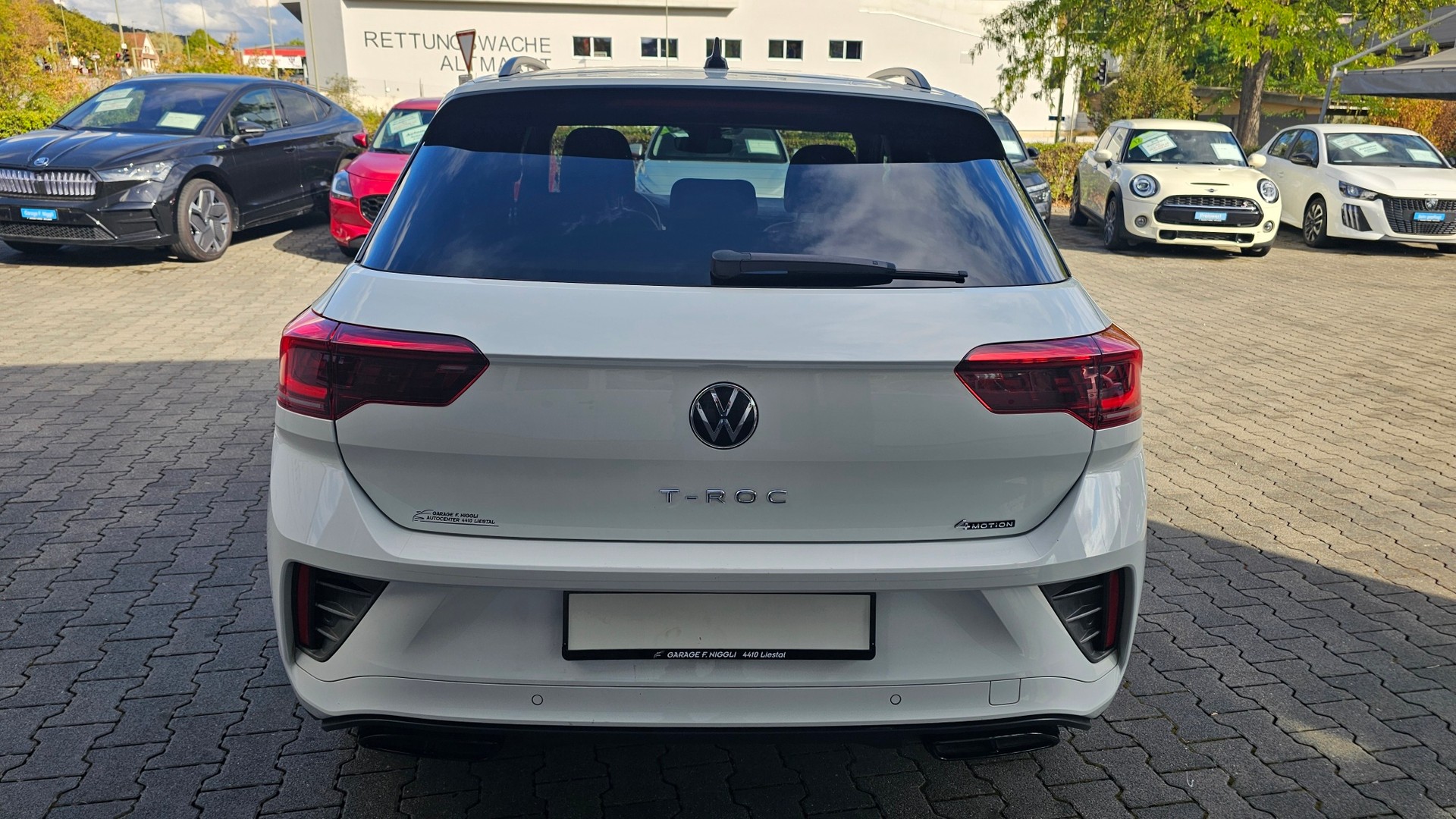 VW T-Roc 2.0 TSI R-Line DSG 4Motion-image-8