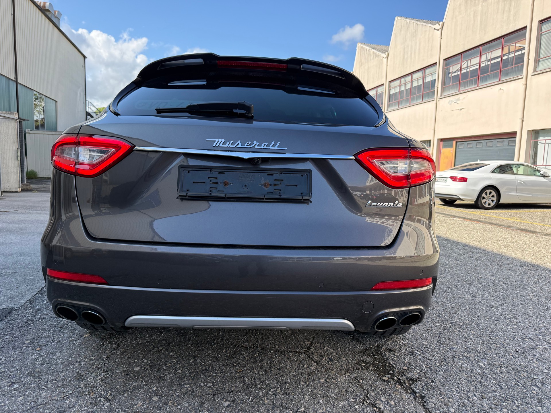 MASERATI Levante S 3.0 V6 Automatica-image-6