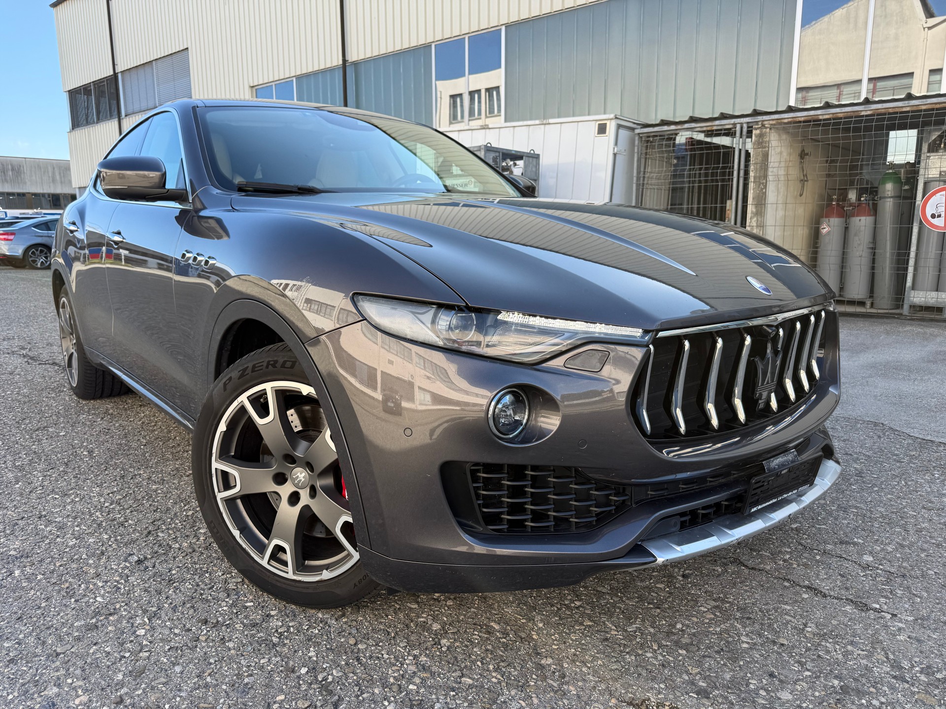 MASERATI Levante S 3.0 V6 Automatica-image-1