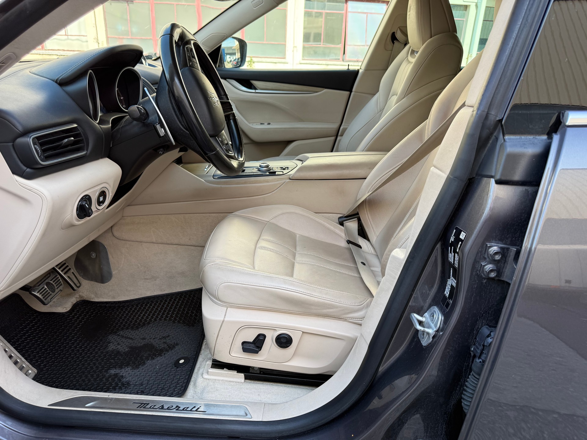 MASERATI Levante S 3.0 V6 Automatica-image-10