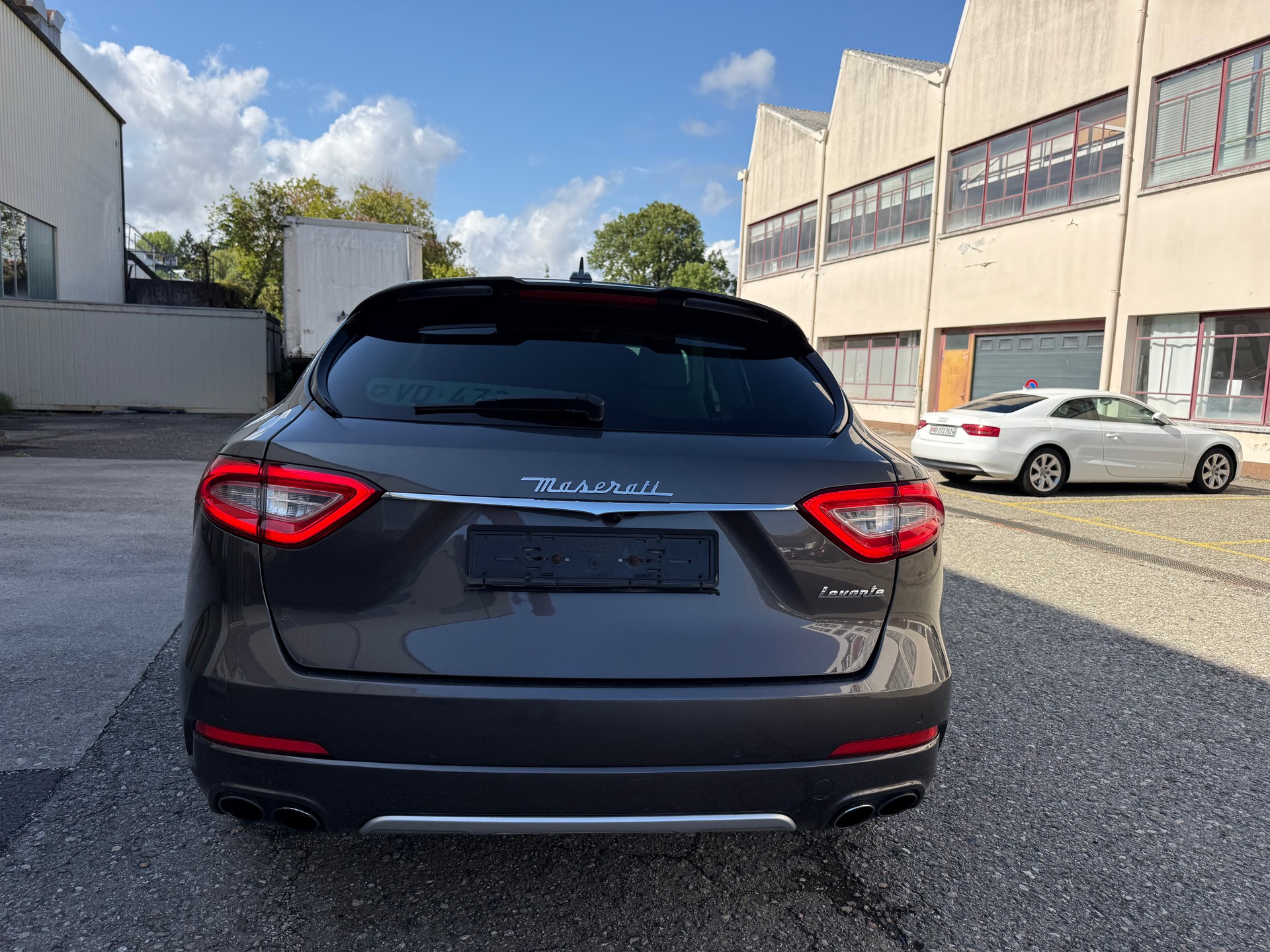 MASERATI Levante S 3.0 V6 Automatica-image-8