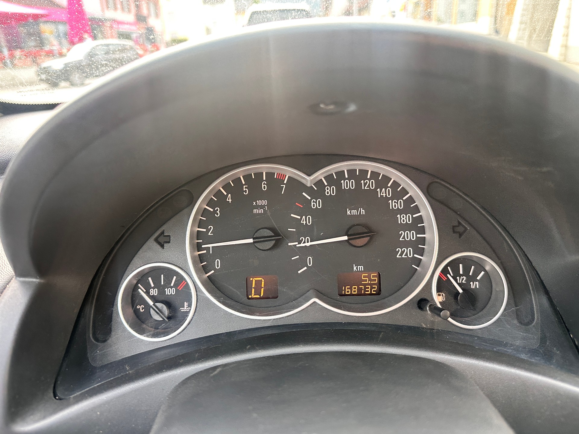 OPEL Corsa 1.4 16V Comfort-image-7