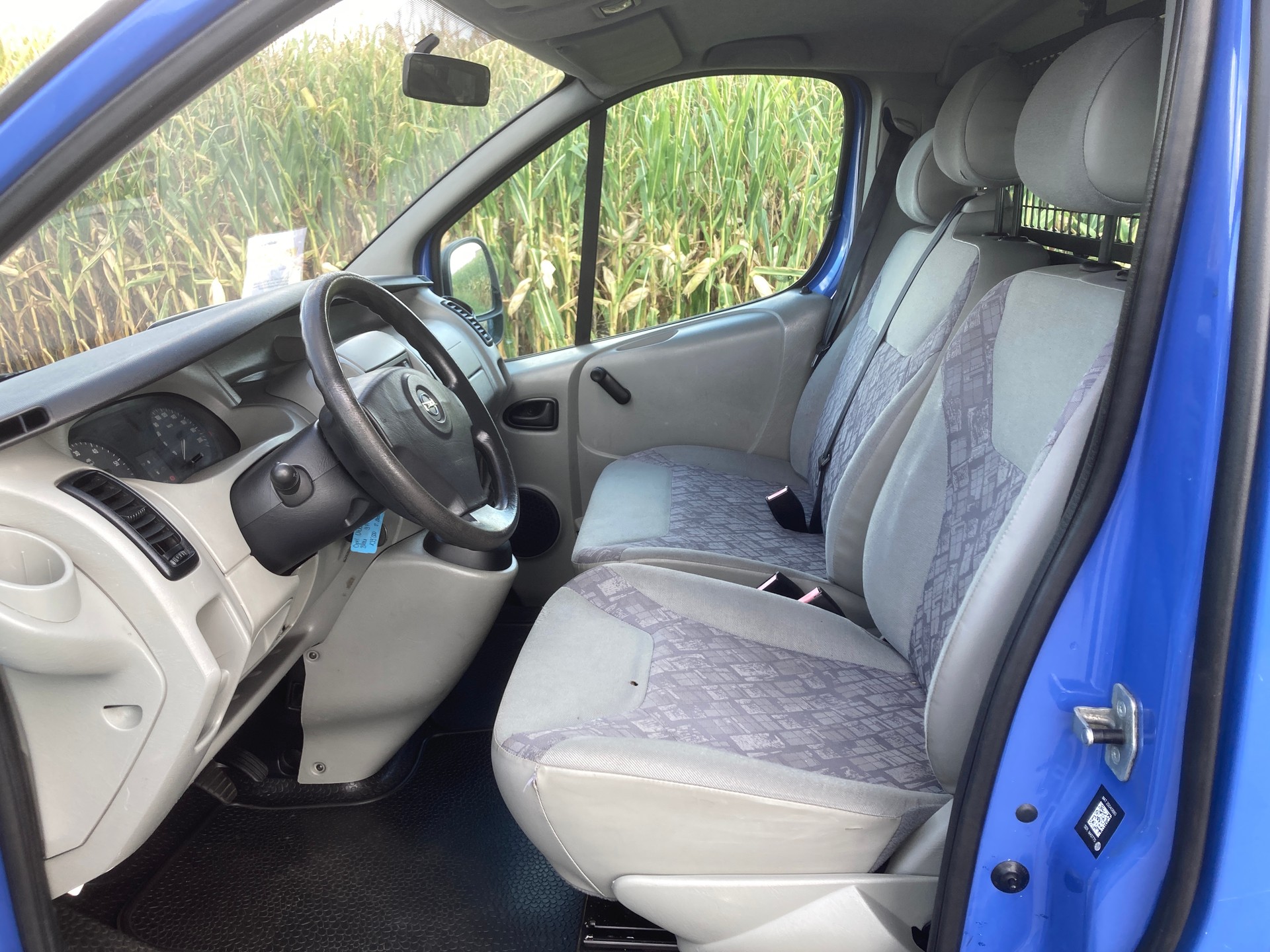 OPEL Vivaro 2.5 CDTI 2.7t L1H1 Automat 9 Sitzer mit Anhängerkupplung-image-8