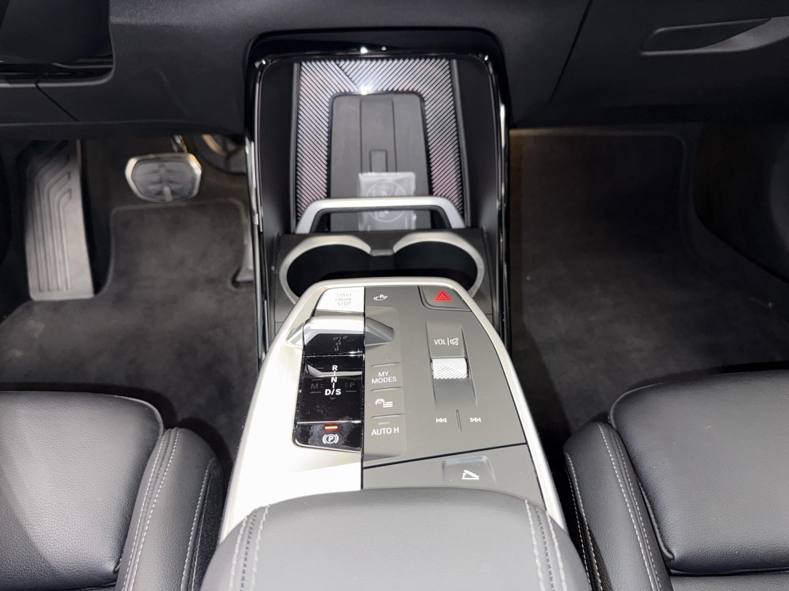 BMW X2 20d xDrive M SPORT-image-16