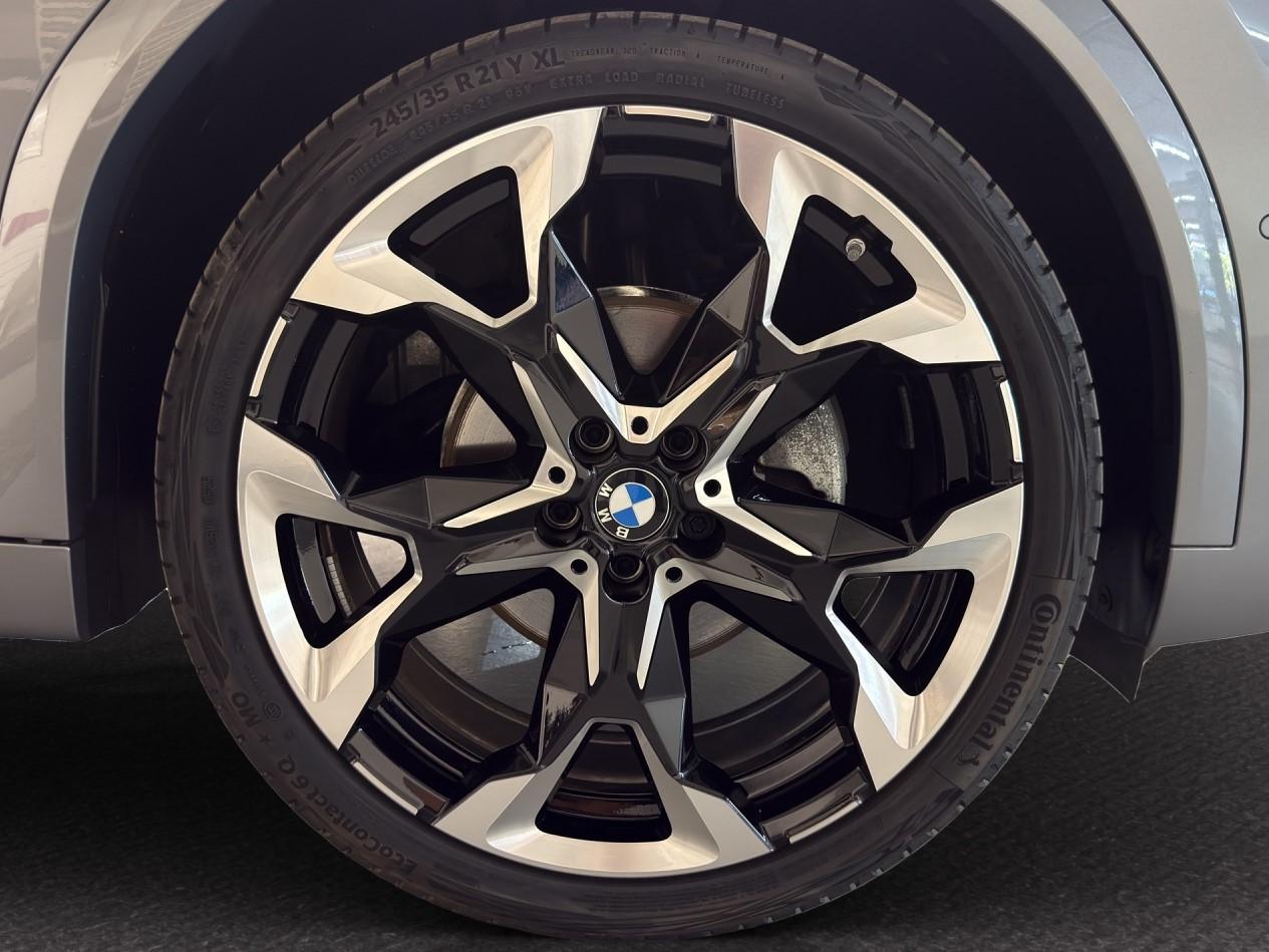 BMW X2 20d xDrive M SPORT-image-11