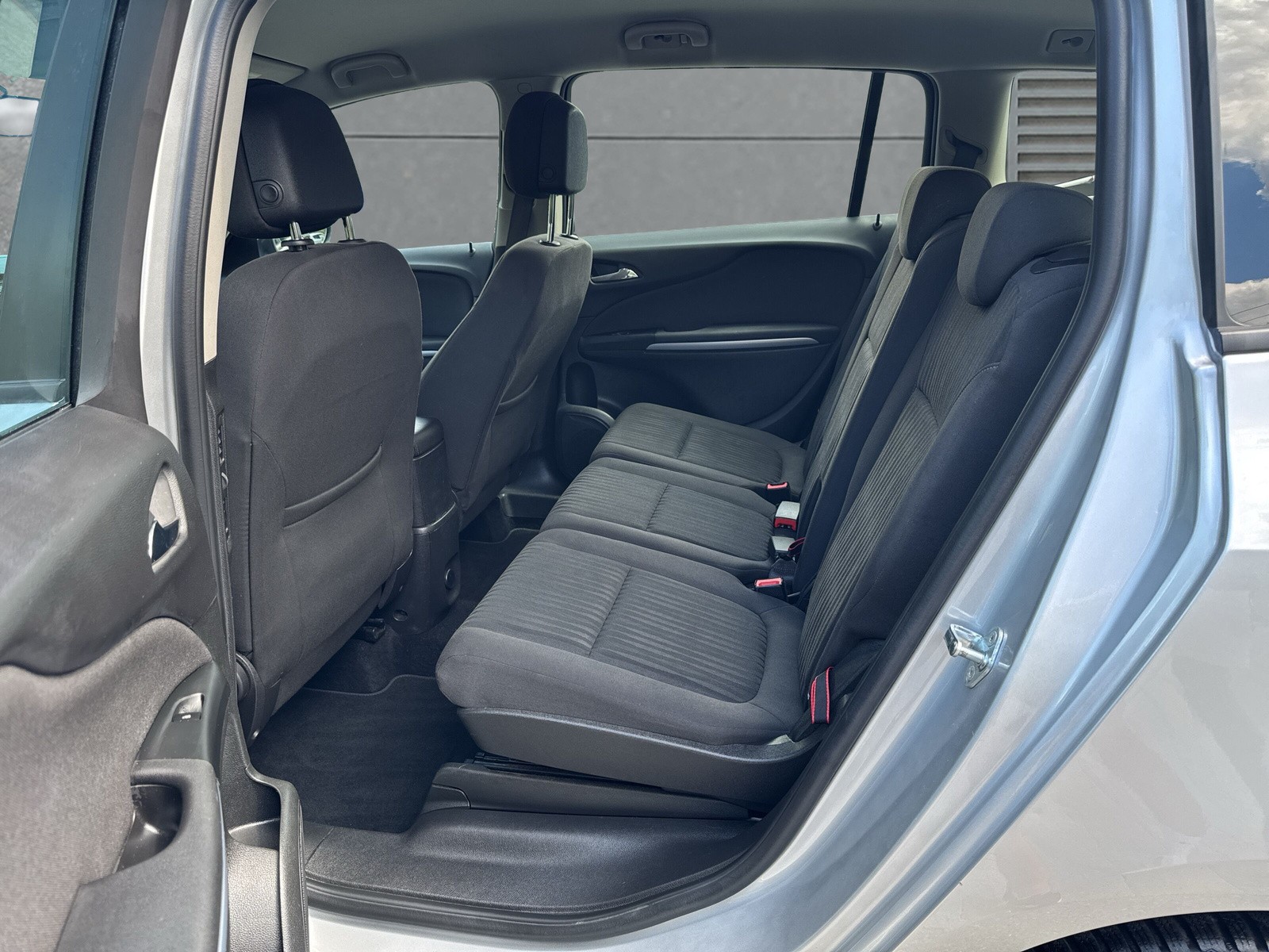 OPEL Zafira 1.4i 16V Turbo Enjoy Automatic-image-10