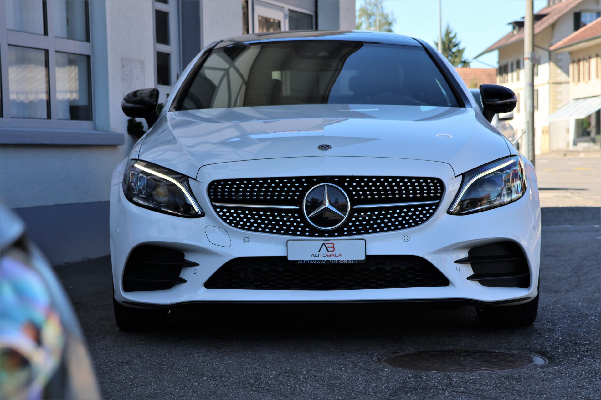 MERCEDES-BENZ C 200 Coupé 4Matic AMG Line 9G-Tronic (CH)-showroom-element-1