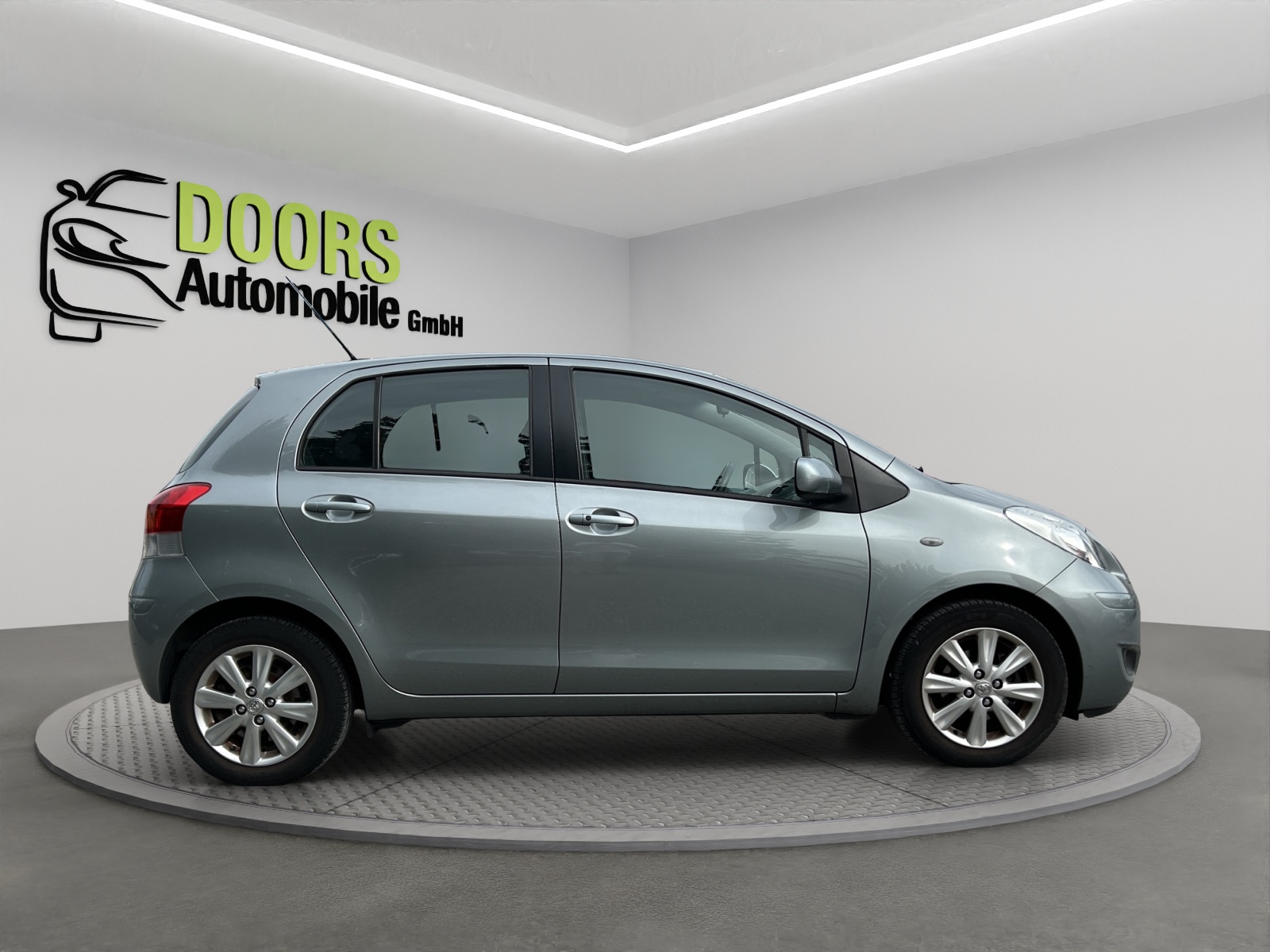 TOYOTA Yaris 1.33 Linea Luna-image-7