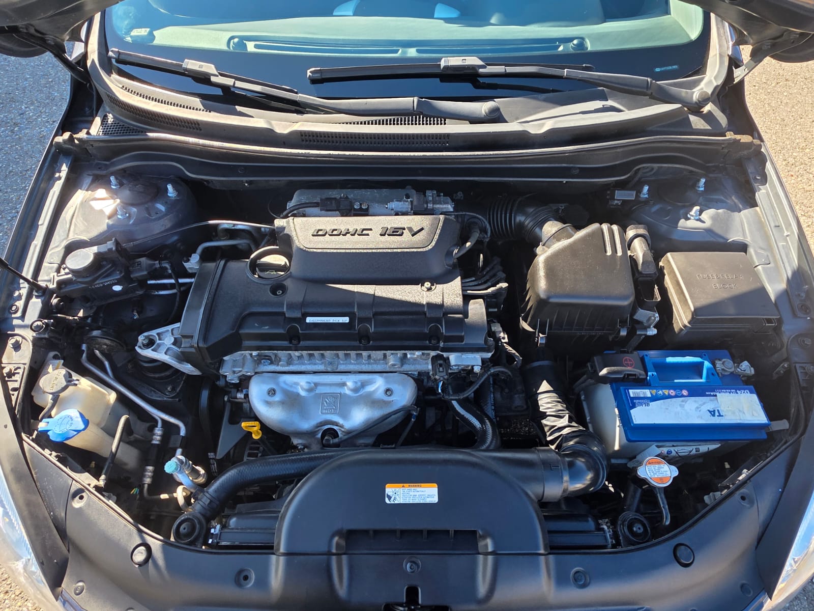 KIA Pro_Cee'd 2.0 16V Sport Automatic-image-9