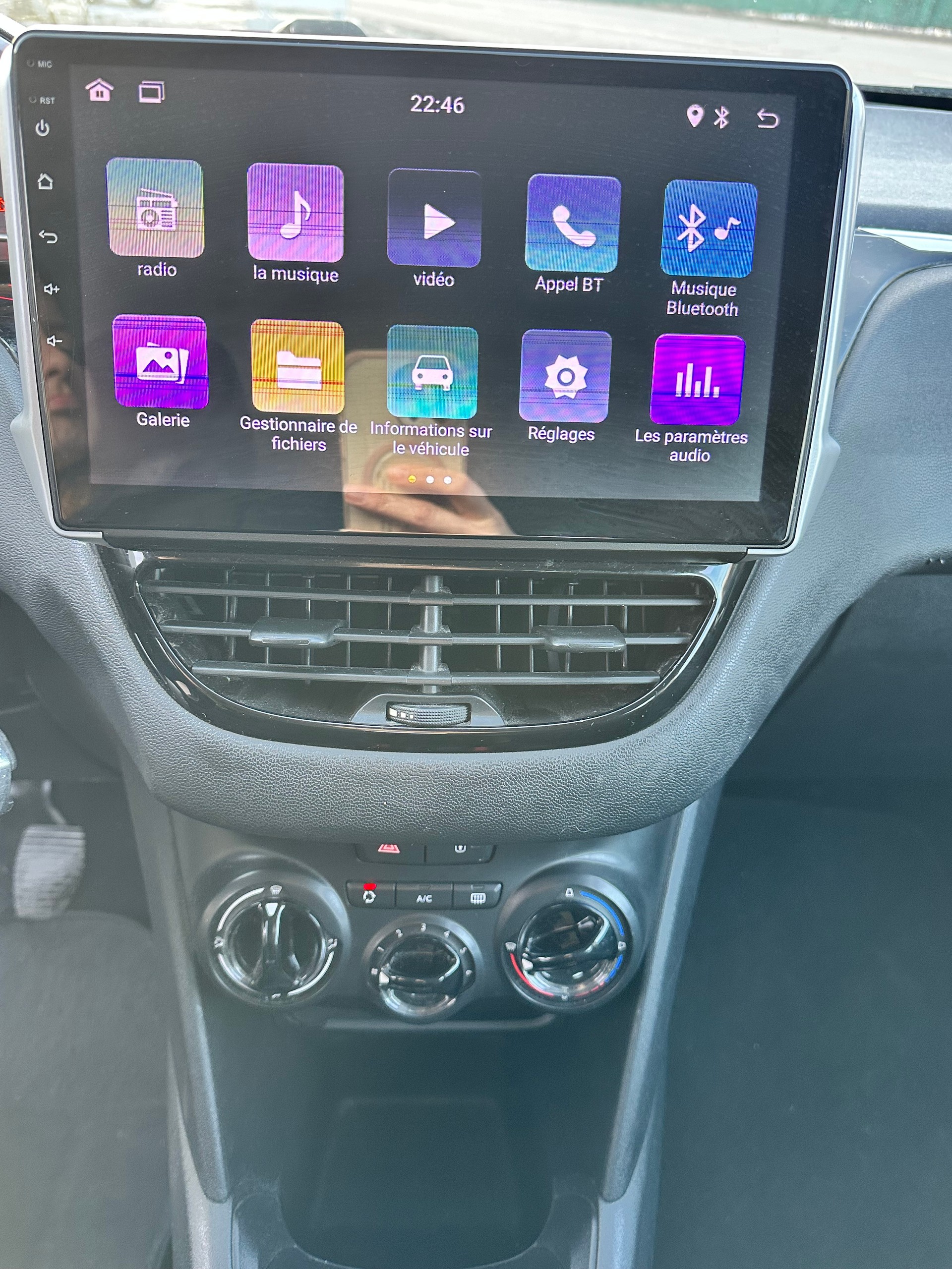 PEUGEOT 208 1.6 e-HDI Active-image-10