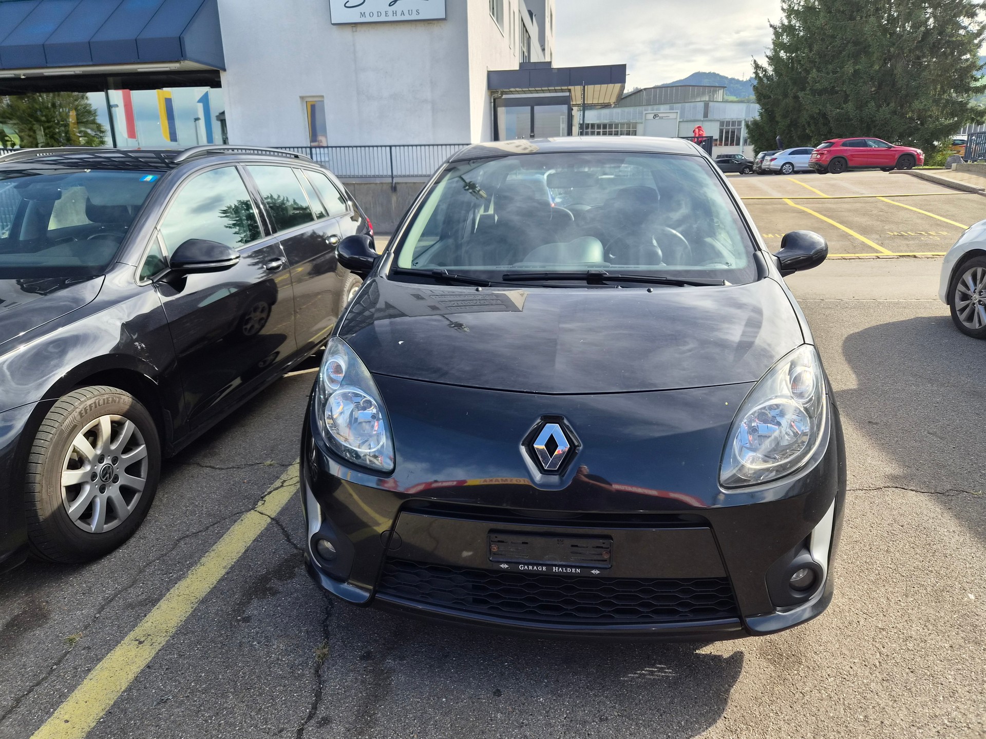 RENAULT Twingo 1.2 16V Initiale Quickshift-showroom-element-1