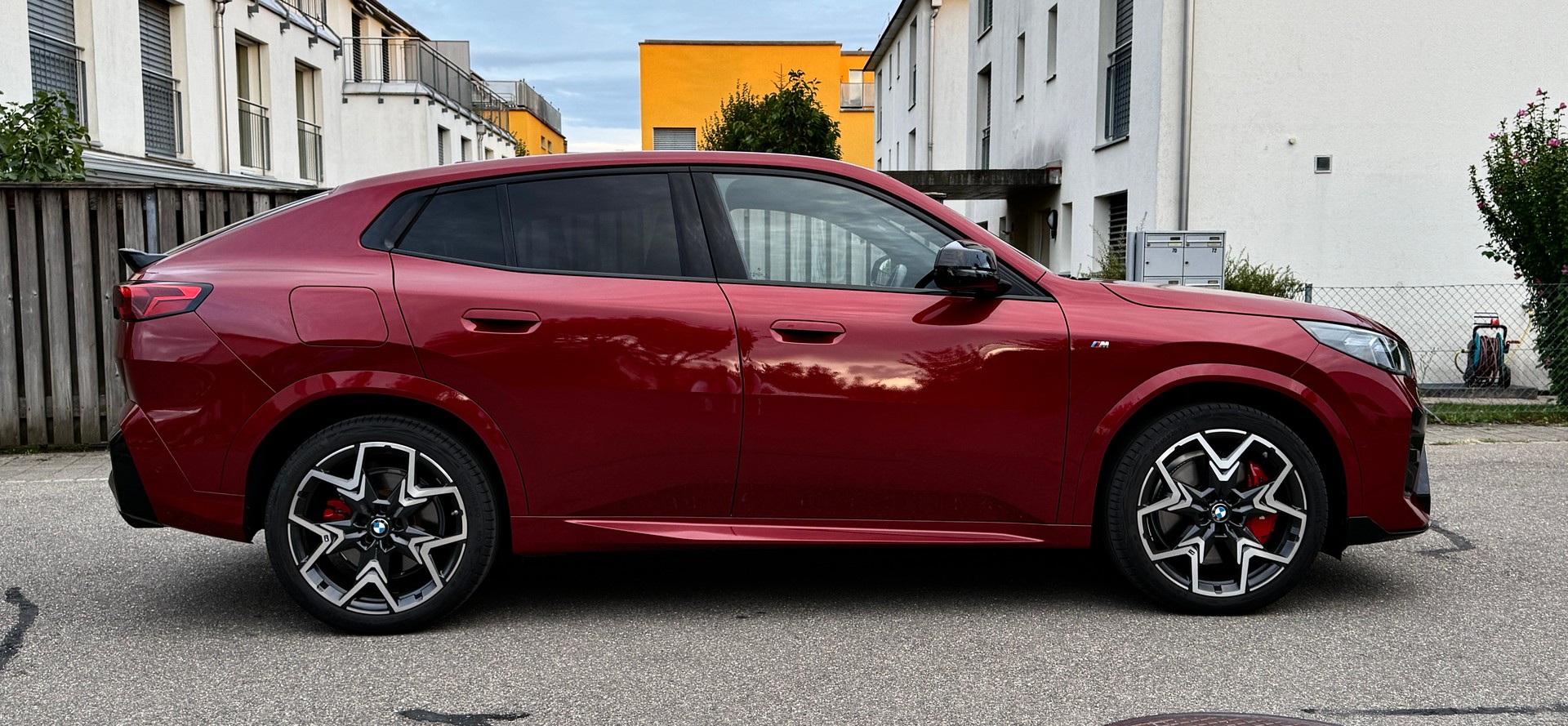 BMW X2 xDRIVE M35i M SPORT PRO*PANORAMADACH*EL. ANHÄNGERKUPPLUNG (VELO)*-image-8