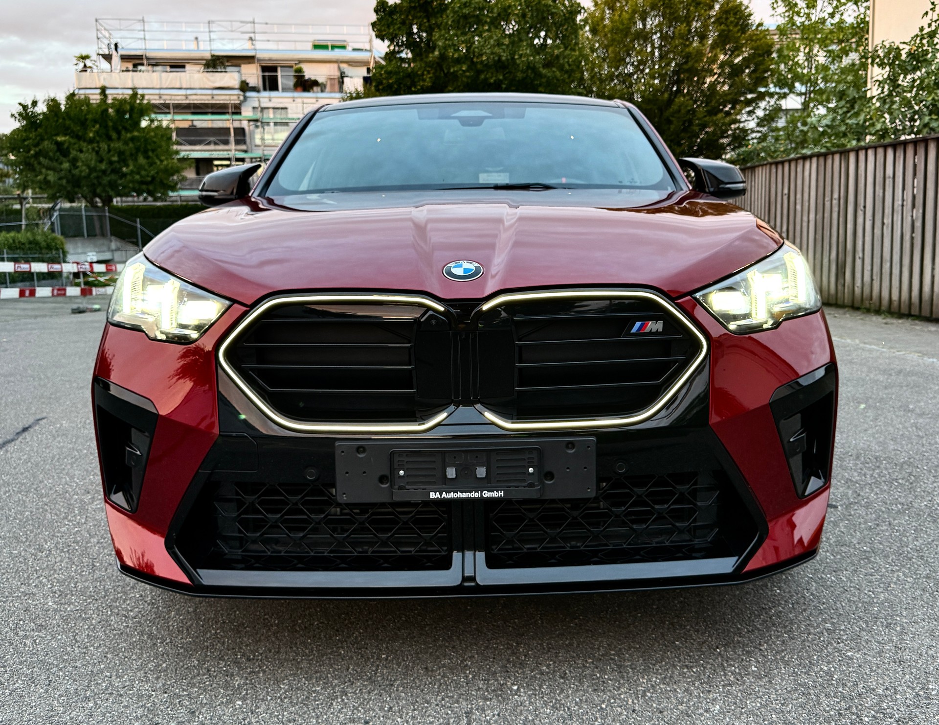 BMW X2 xDRIVE M35i M SPORT PRO*PANORAMADACH*EL. ANHÄNGERKUPPLUNG (VELO)*-image-2