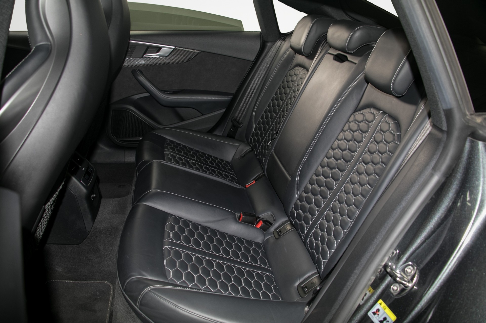 AUDI RS5 Sportback 2.9 TFSI quattro tiptronic-image-15