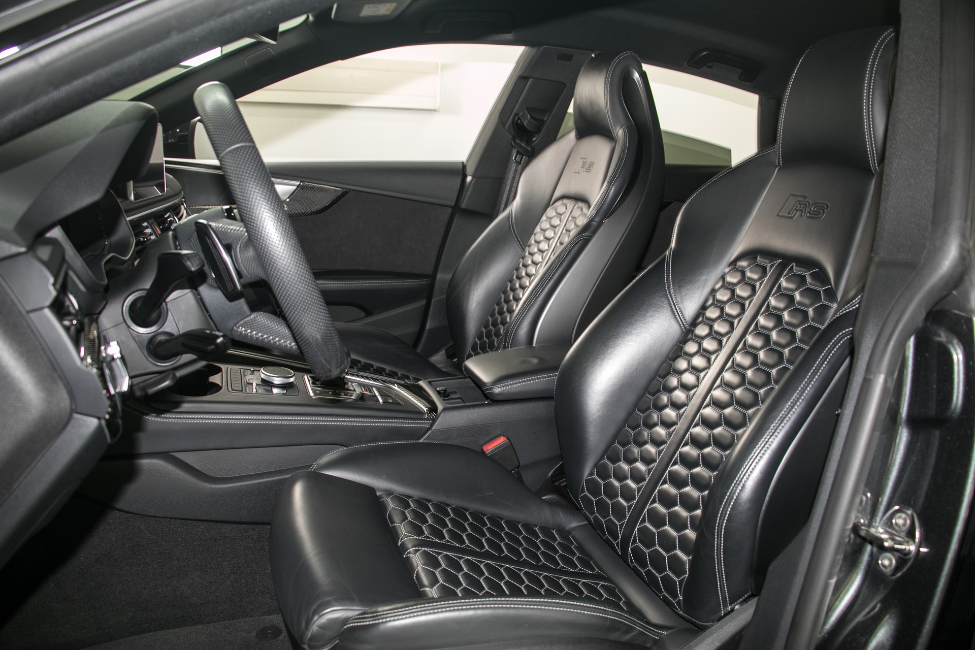 AUDI RS5 Sportback 2.9 TFSI quattro tiptronic-image-14