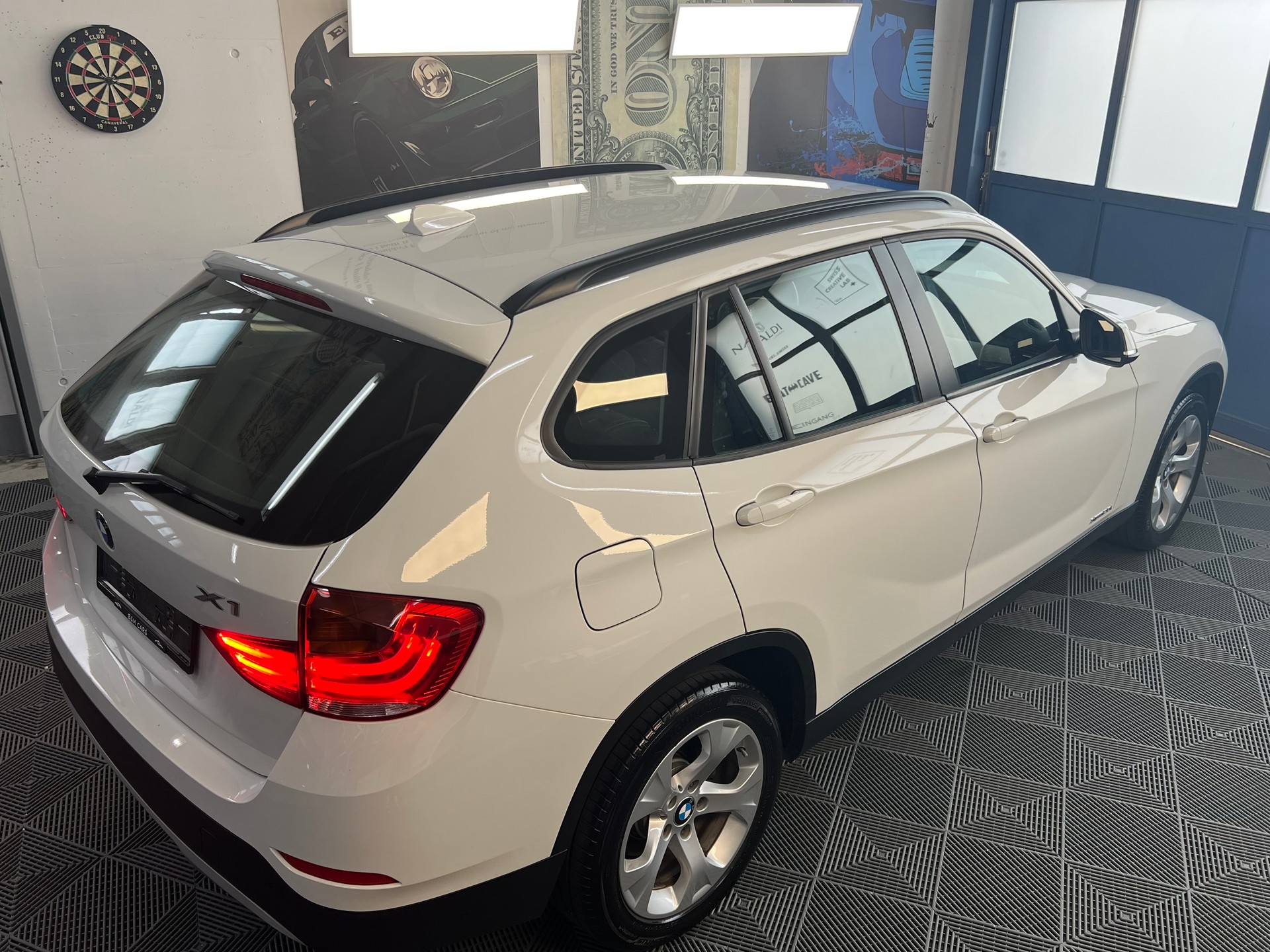 BMW X1 xDrive 20i Sport Line Steptronic-image-4