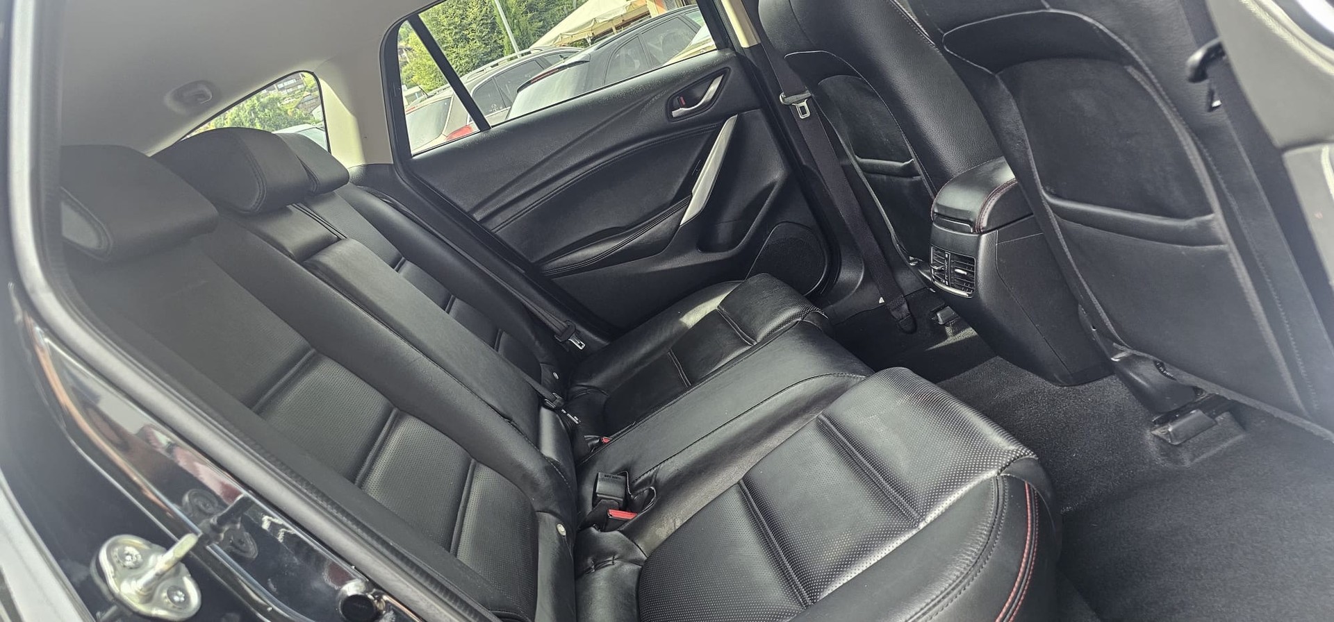 MAZDA 6 Sportwagon 2.2 D 16V HP Revolution-image-9