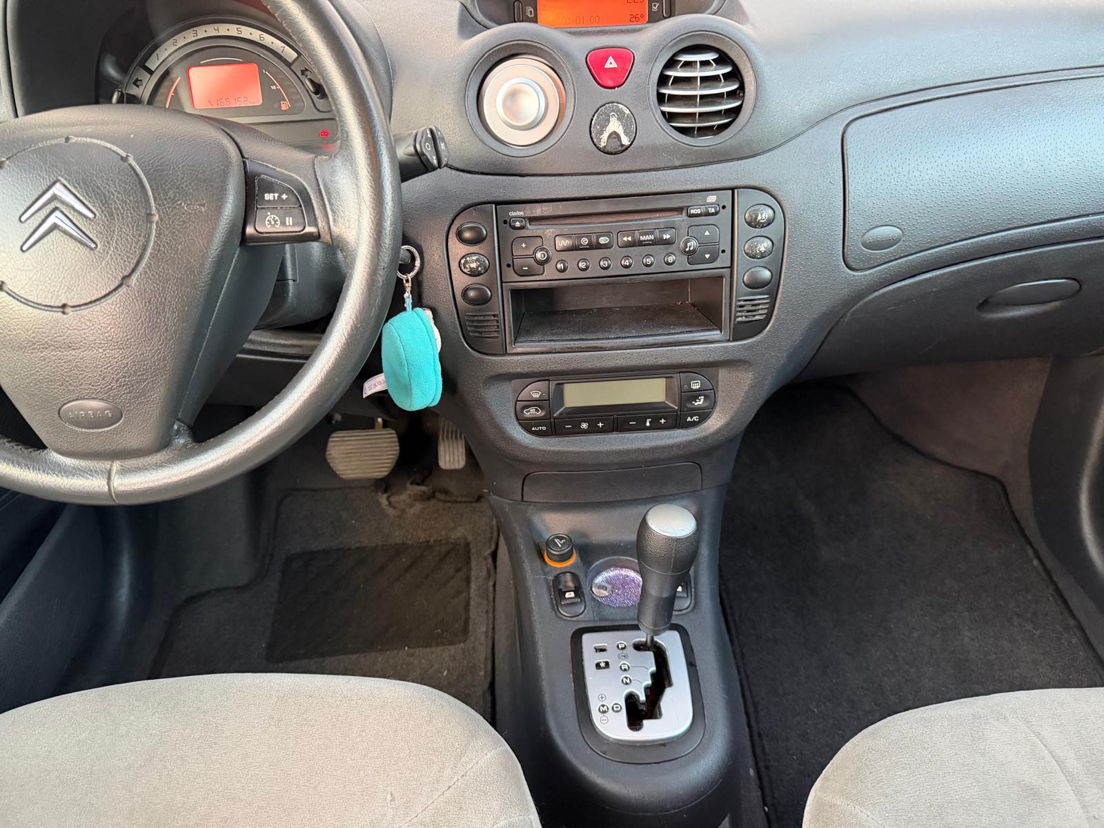CITROEN C3 1.4i 16V Exclusive Sensodrive-image-11