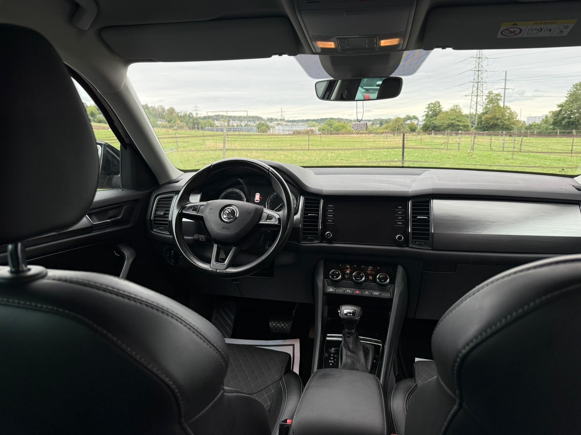 SKODA Kodiaq 2.0 TSI Ambition 4x4-image-9