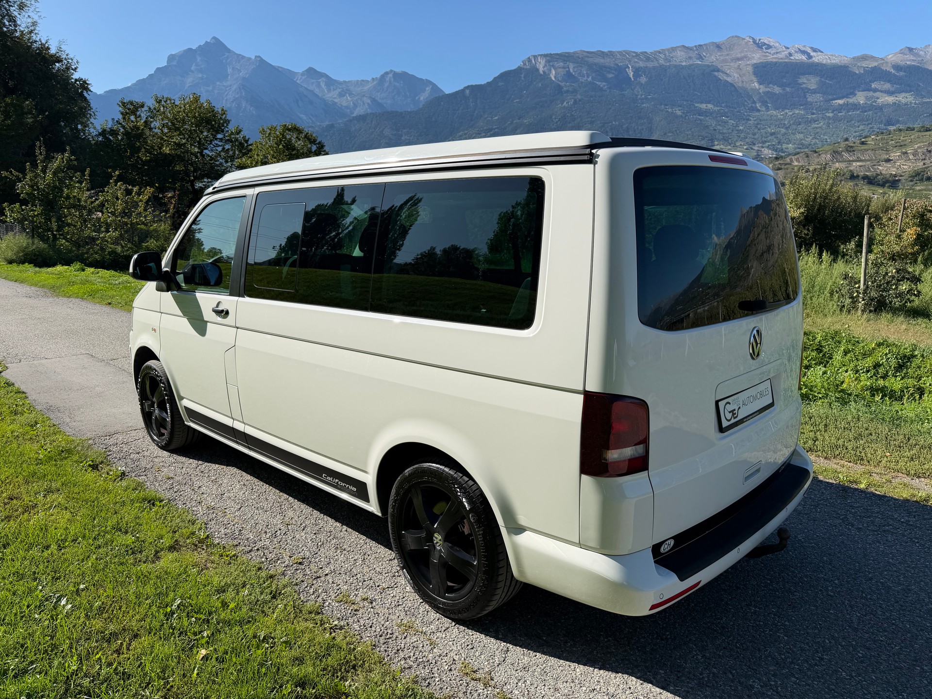VW T5 California 2.0 Bi-TDI Beach Edition DSG-image-6