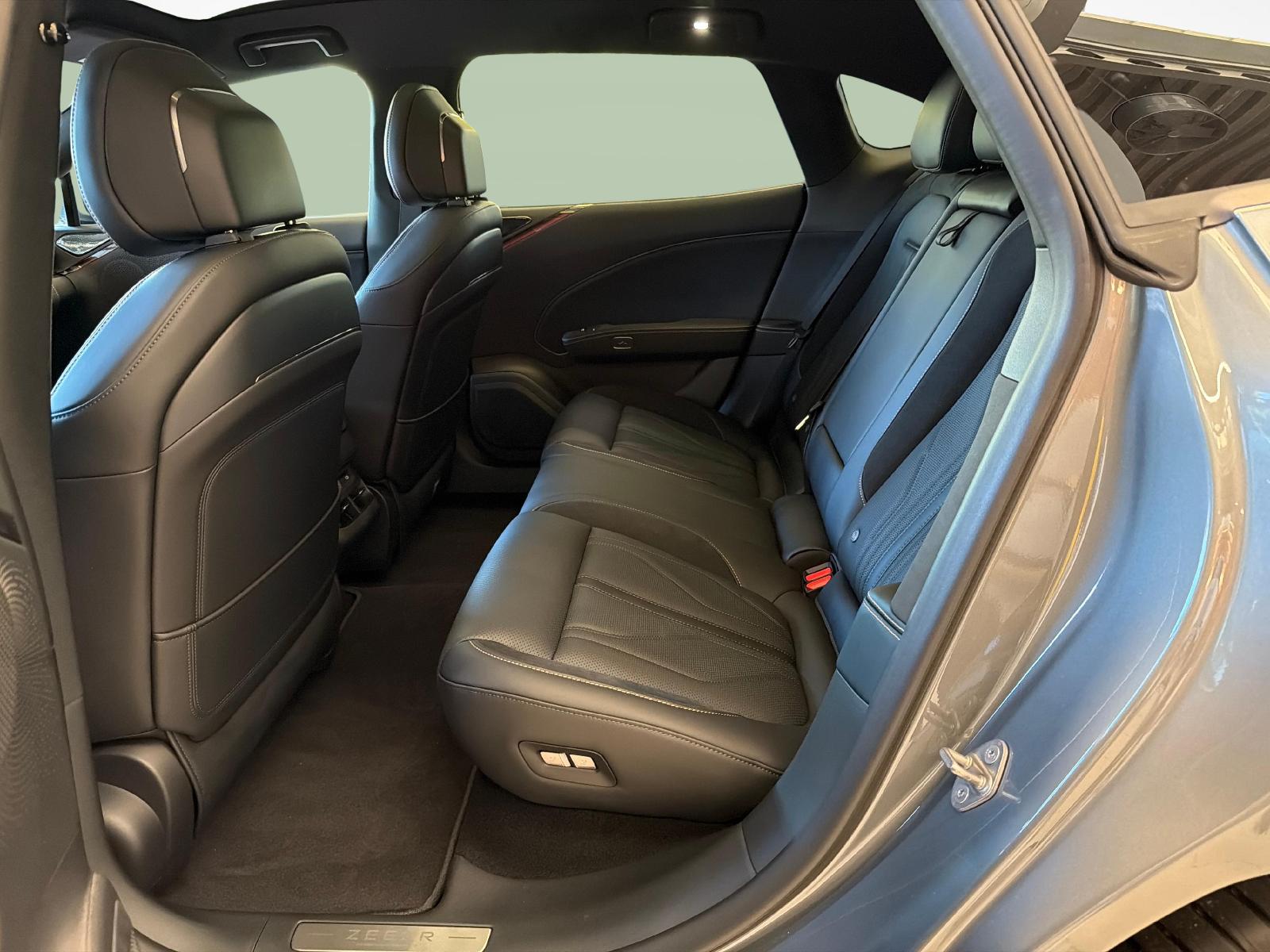 ZEEKR 7GT Privilege Launch Edition AWD-image-9
